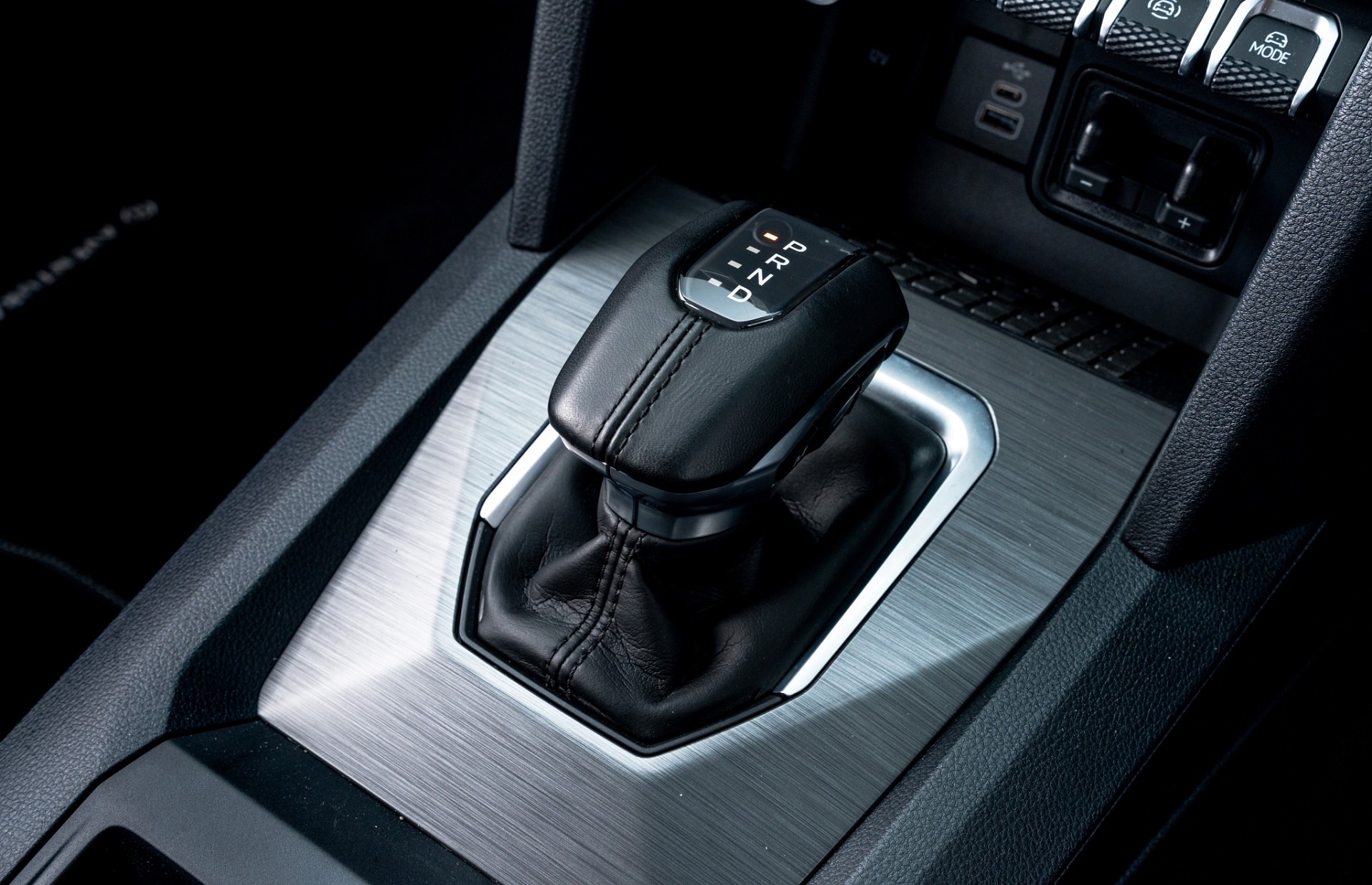 2025 Volkswagen Amarok Aventura 600Nm V6 Turbo 4WD - Image 16