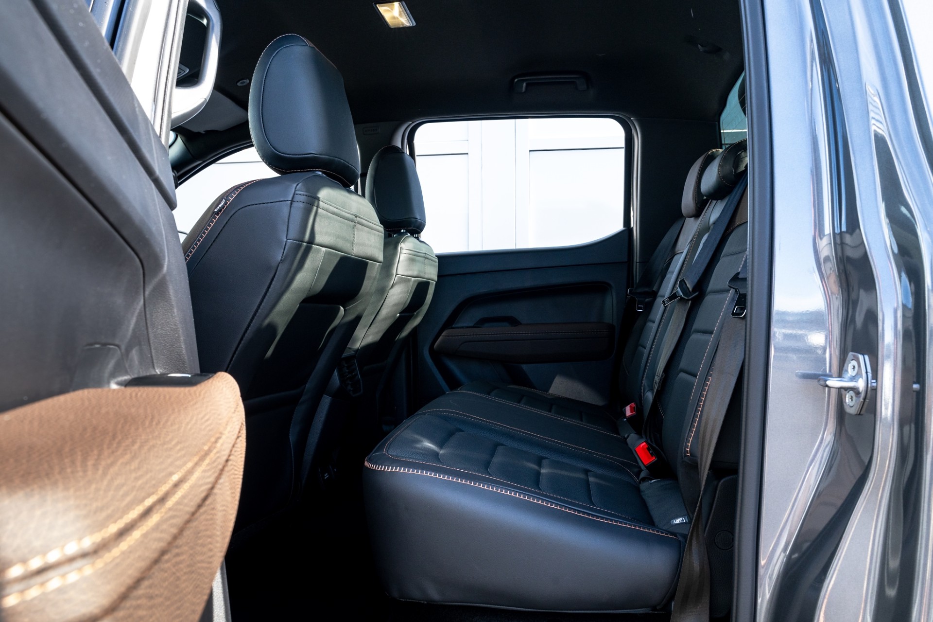 2025 Volkswagen Amarok PanAmericana 600Nm V6 Turbo 4WD - Image 13