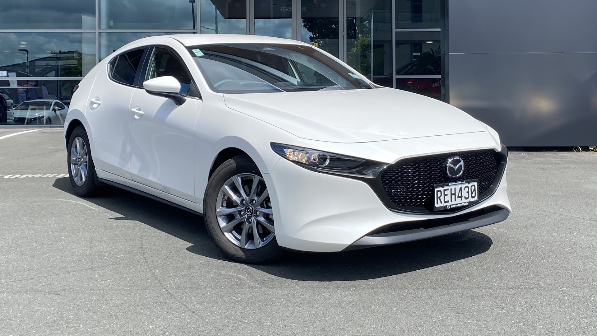 2025 Mazda 3 Gsx 2.0P/6At - Image 3