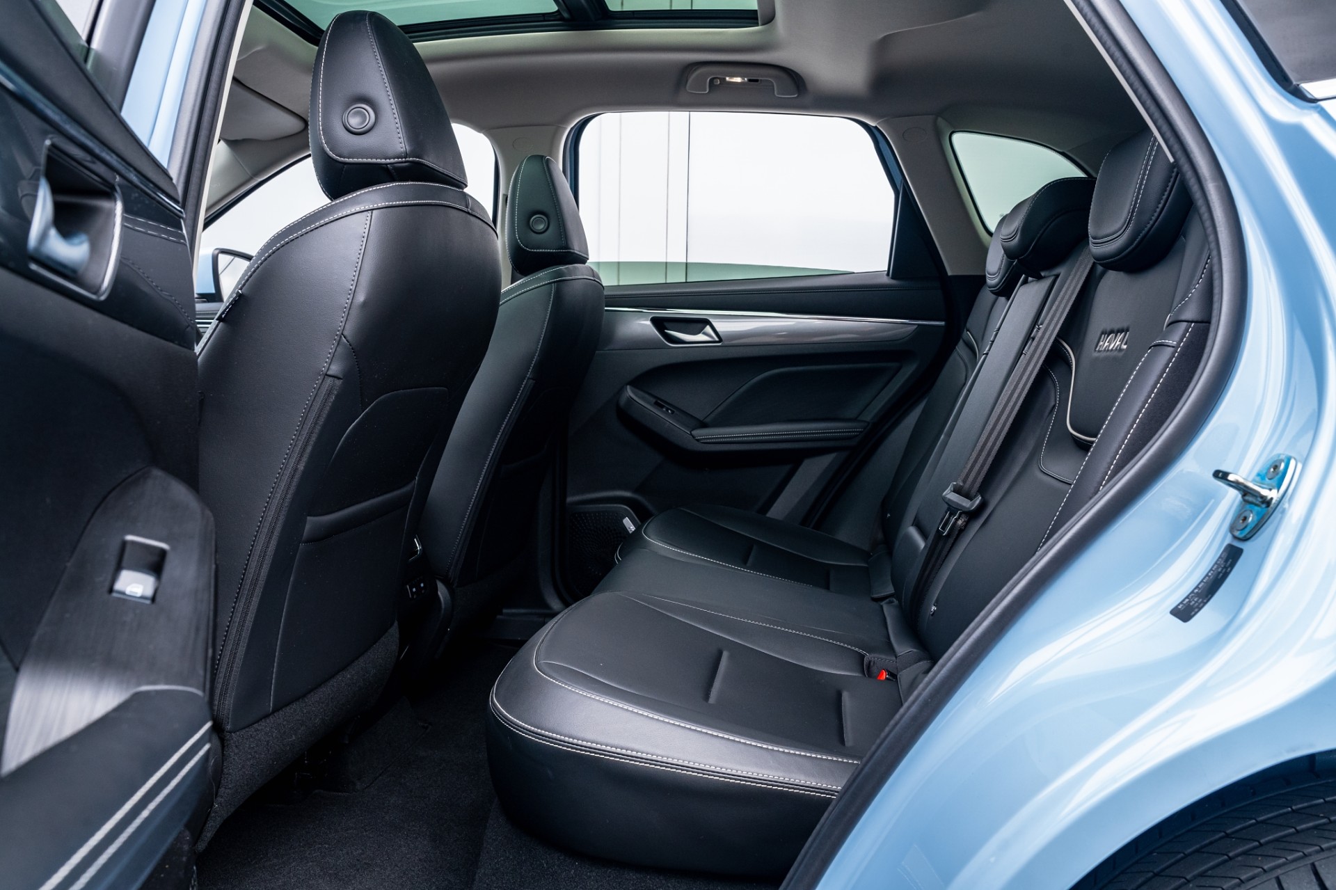 2023 Haval Jolion Ultra 1.5 Petrol Hybrid 139Kw - Image 9