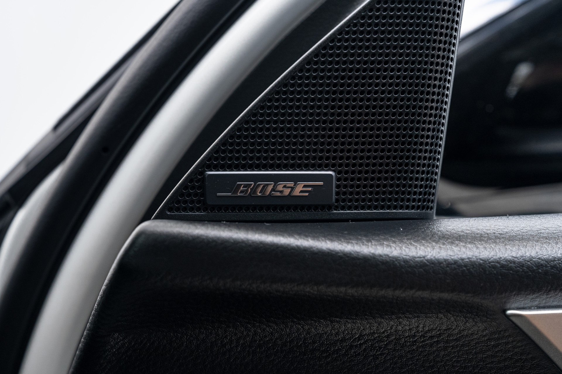 2024 Mazda CX-60 Homura 209kW Turbo Petrol AWD - Image 17