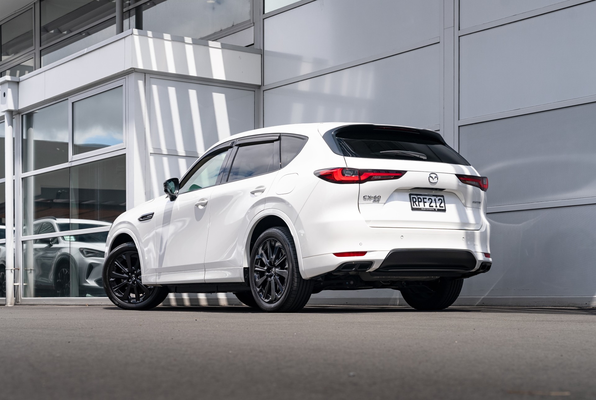 2024 Mazda CX-60 Homura 209kW Turbo Petrol AWD - Image 3