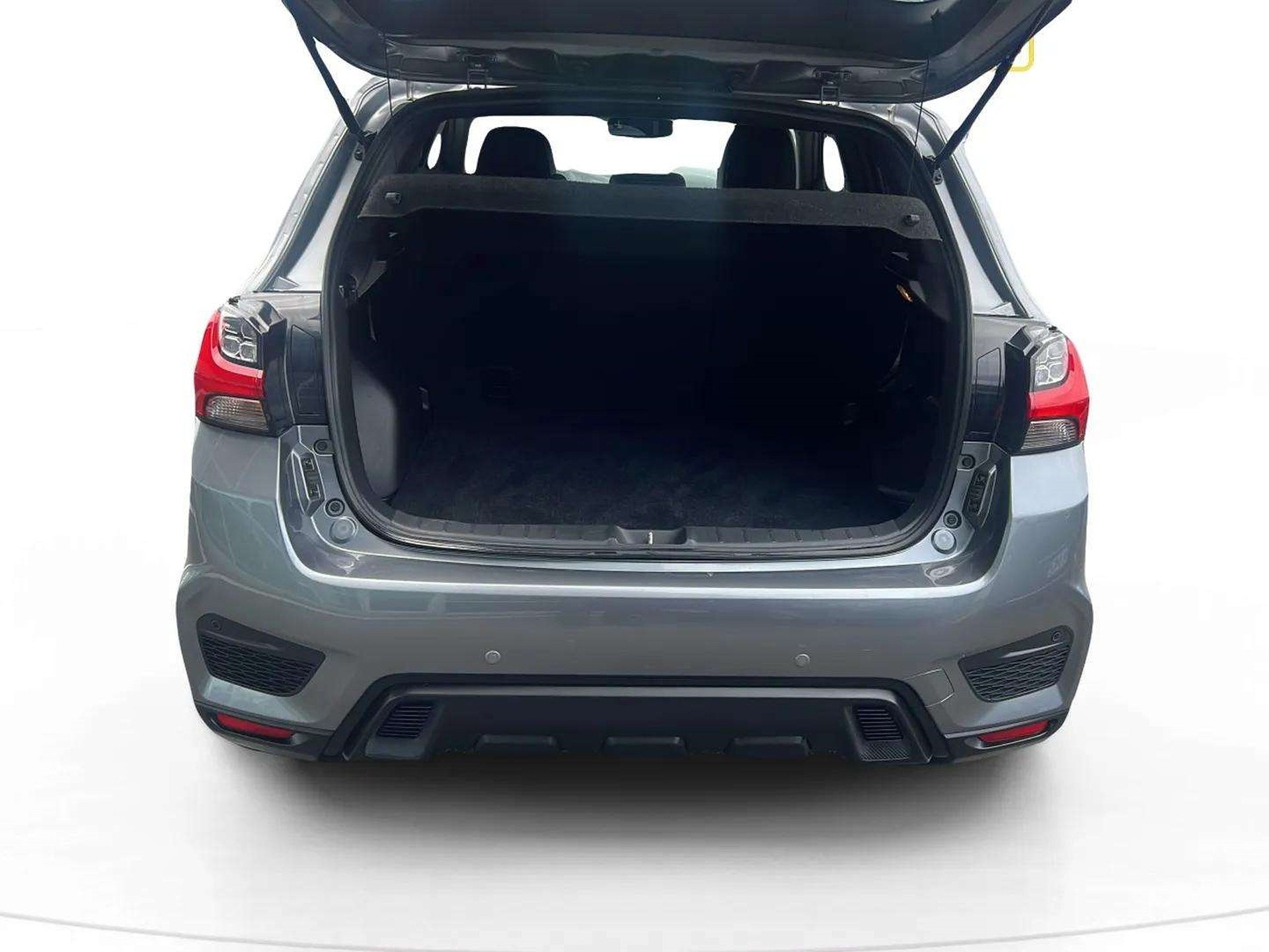 2021 Mitsubishi ASX Vrx 2.4P/Cvt - Image 8