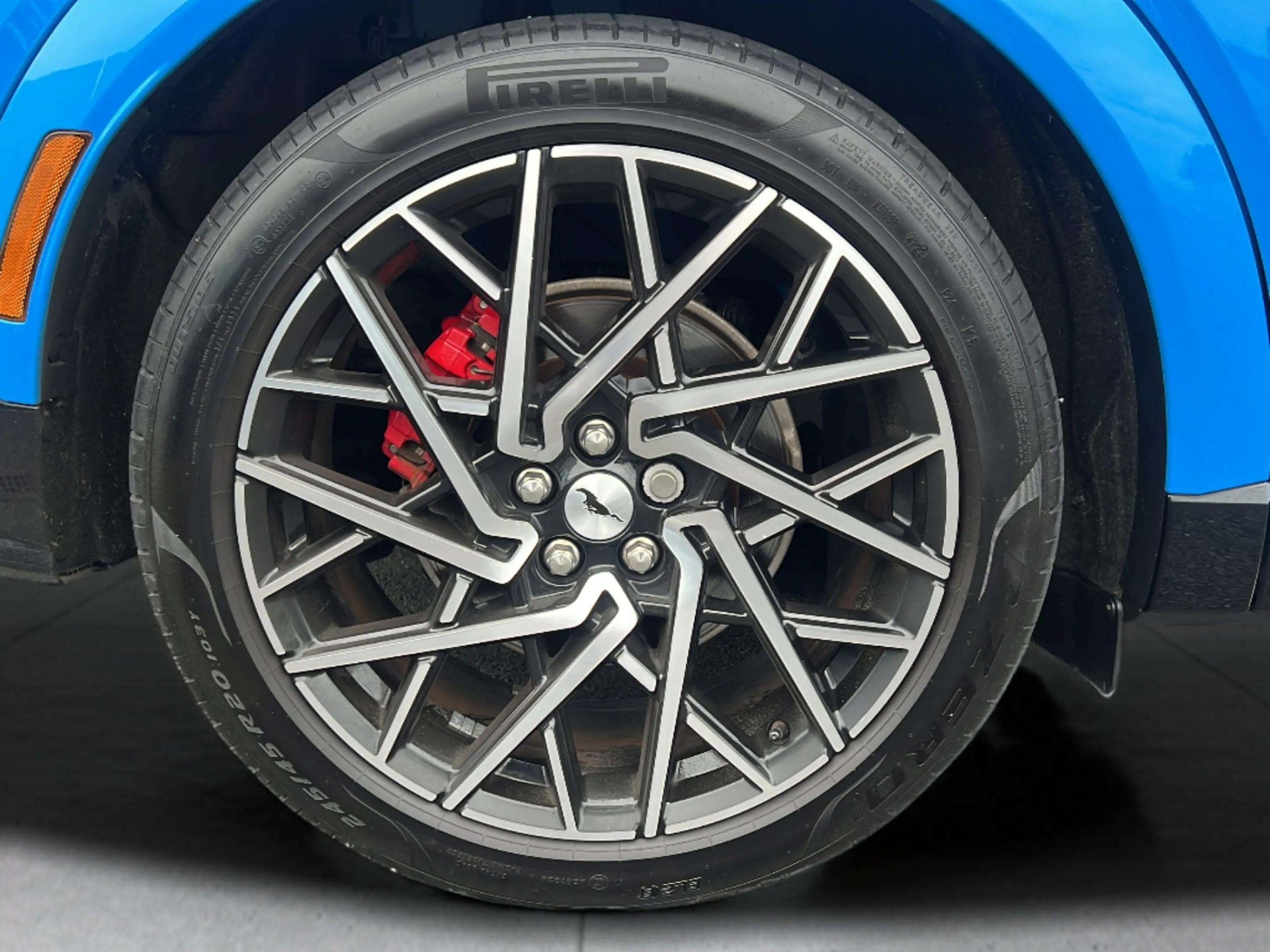 2023 Ford Mustang Mach-E Gt Awd 98Kwh/Ev/4Wd - Image 13