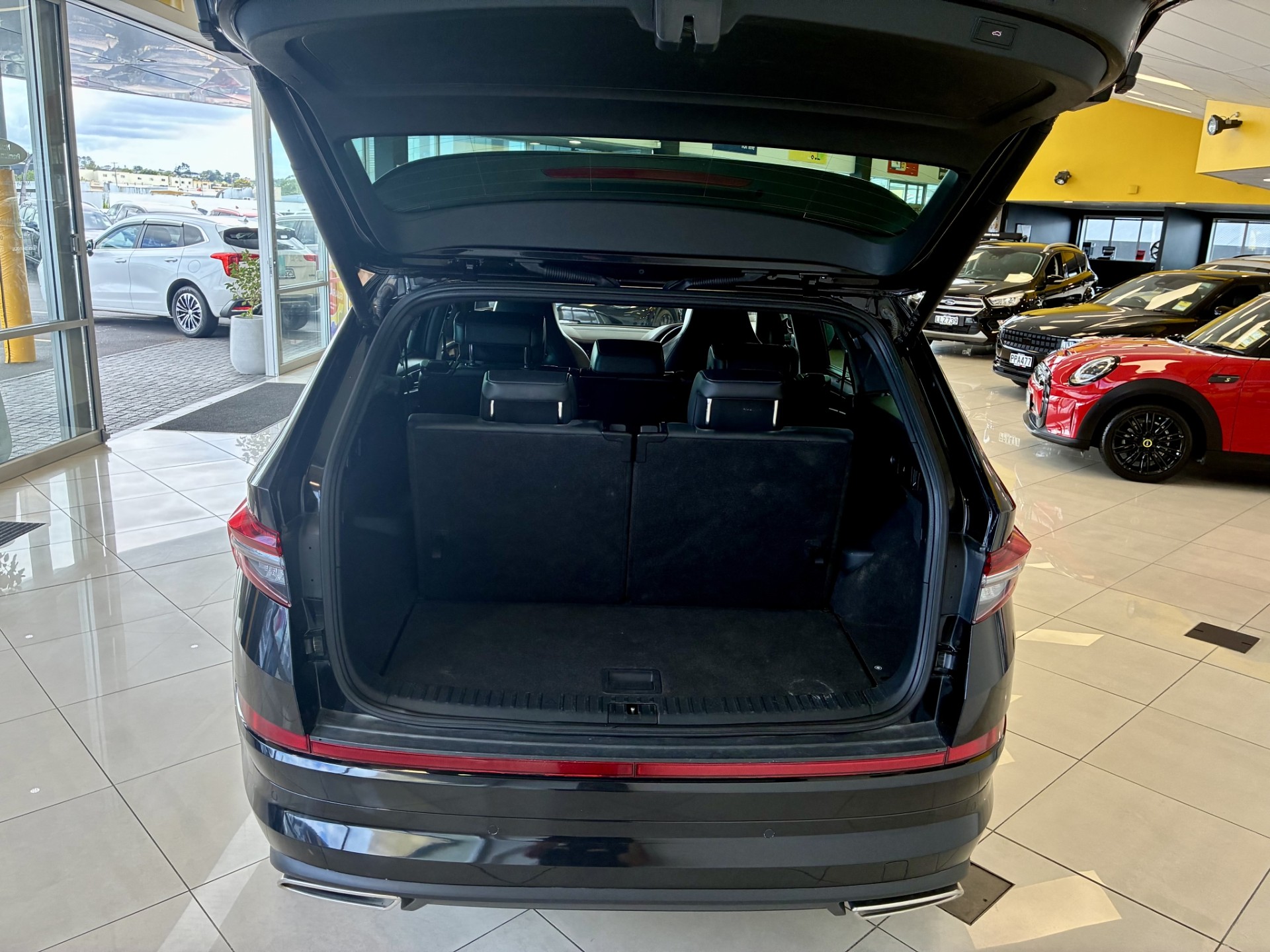 2023 Skoda Kodiaq RS 2.0L TSI 180Kw 7 Seat NZ New - Image 11