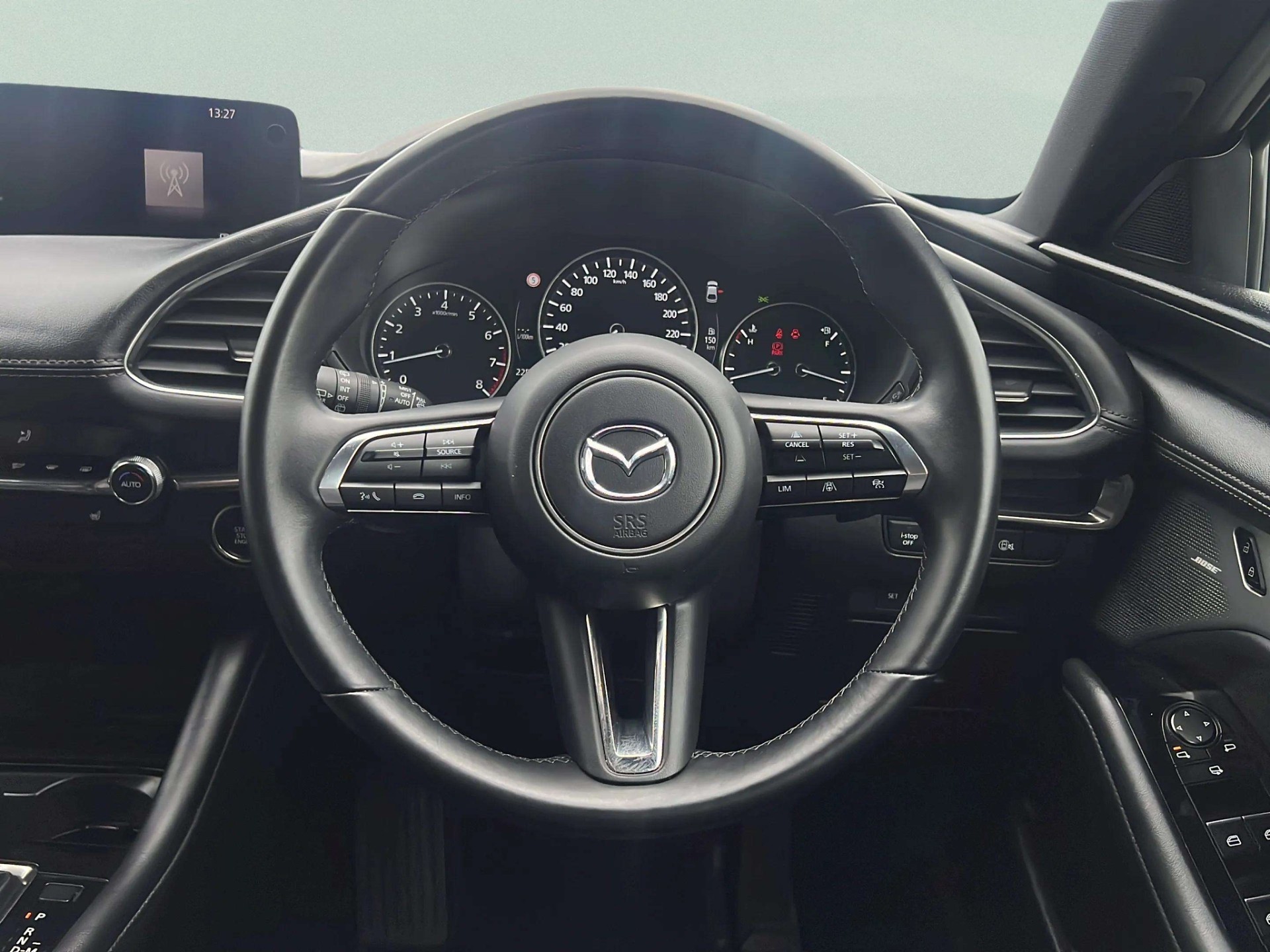 2024 Mazda 3 Limited 2.5P/6At - Image 12