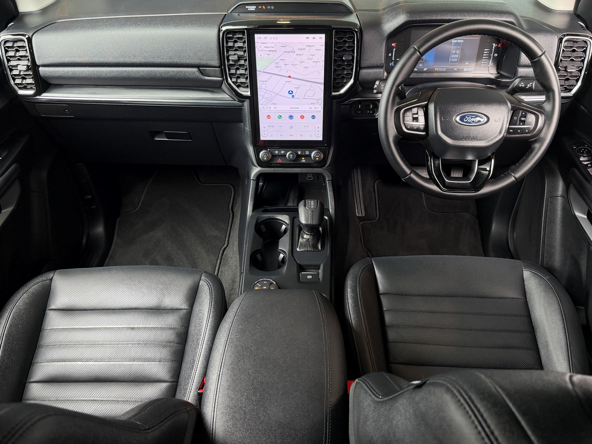 2025 Ford Everest SPORT 4WD 2.0 Bi Turbo 4X4 - Image 17