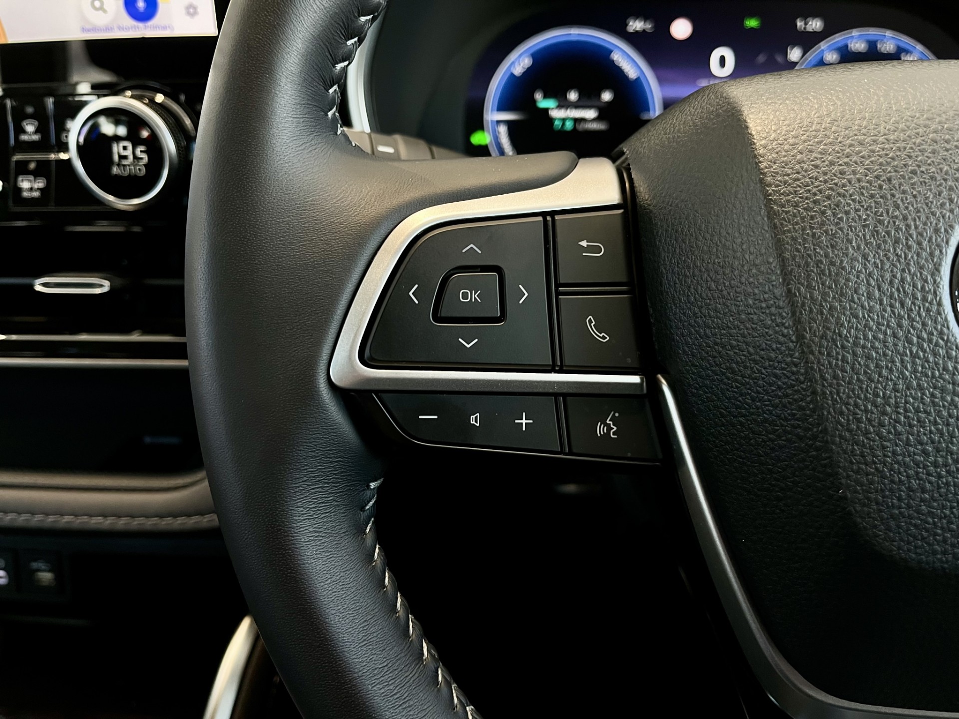 2025 Toyota Highlander Limited Zr 2.5Ph/4Wd - Image 17