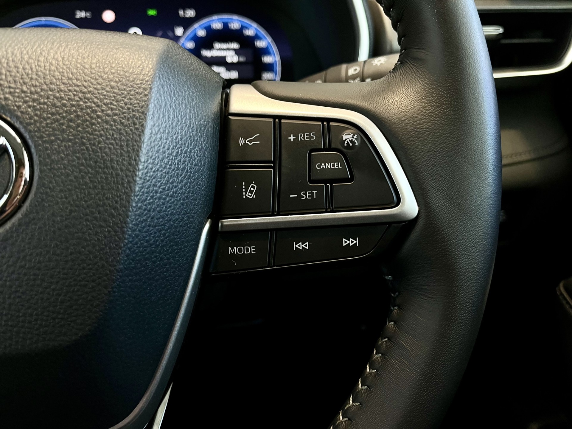 2025 Toyota Highlander Limited Zr 2.5Ph/4Wd - Image 18