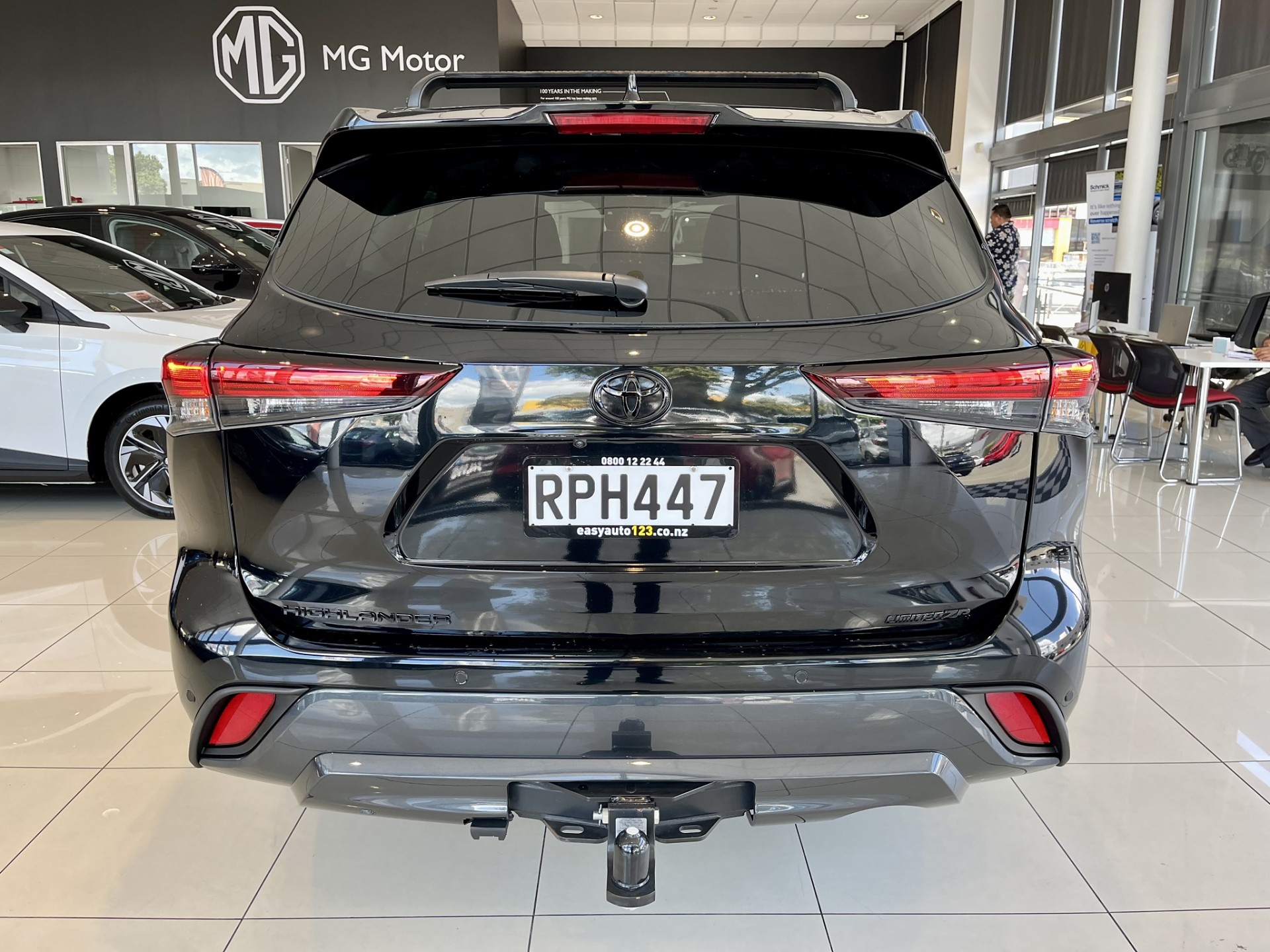 2025 Toyota Highlander Limited Zr 2.5Ph/4Wd - Image 8