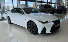 2023 Lexus IS 300H F Sport 2.5Ph/Hd