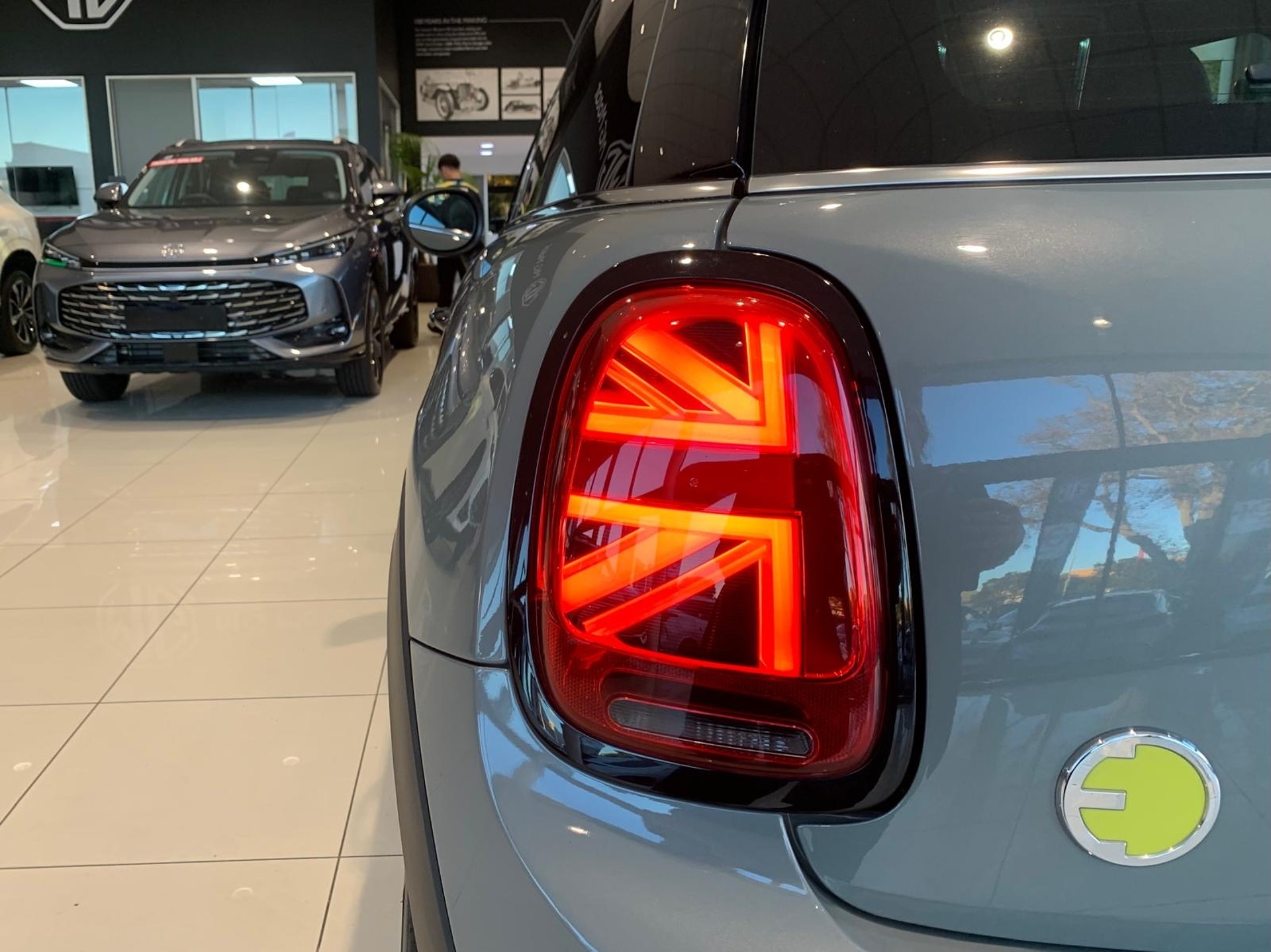 2022 MINI Hatch Cooper Se 29Kwh/Ev - Image 9