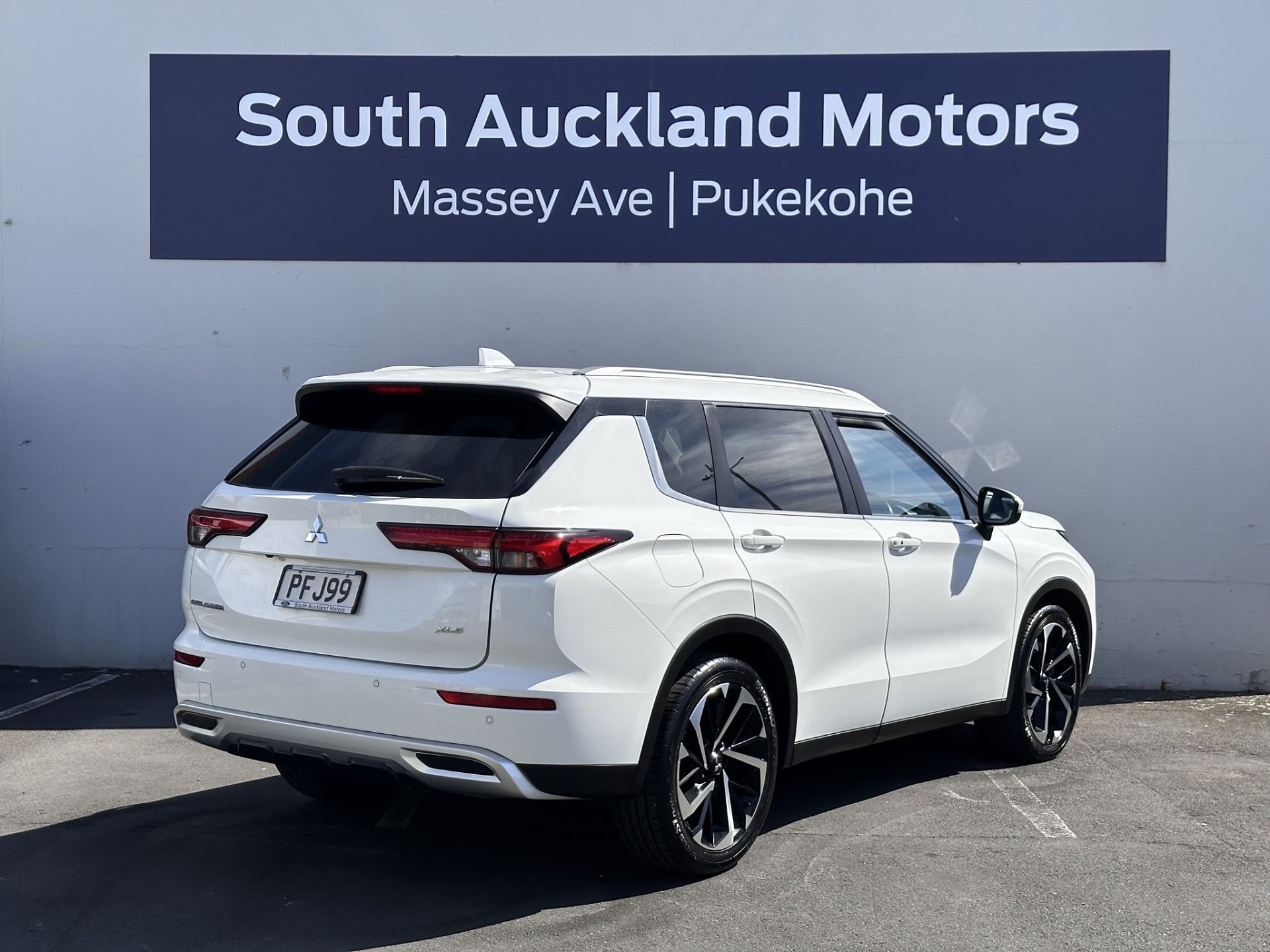2022 Mitsubishi Outlander XLS 2.5p/4wd - Image 5