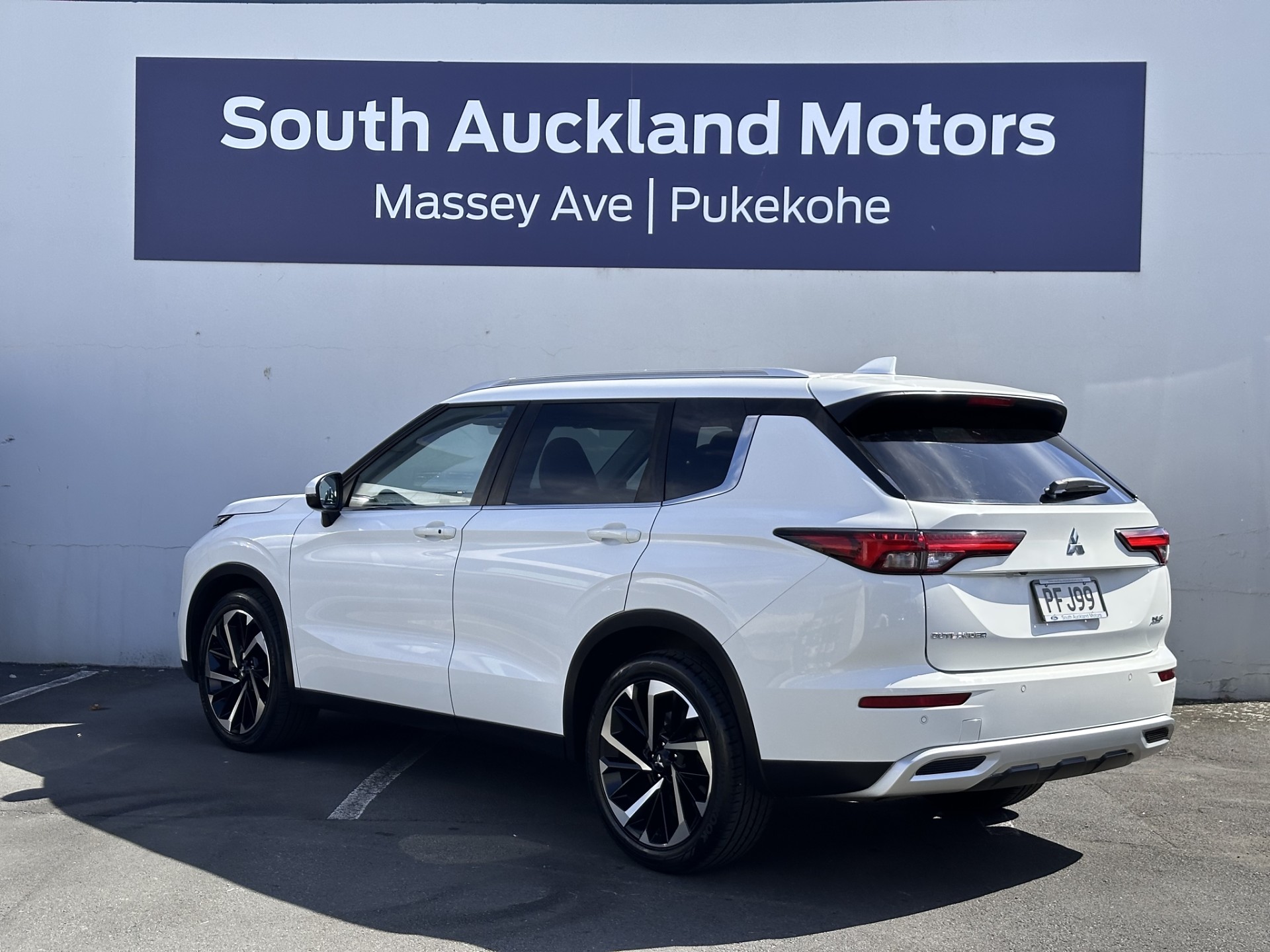 2022 Mitsubishi Outlander XLS 2.5p/4wd - Image 7