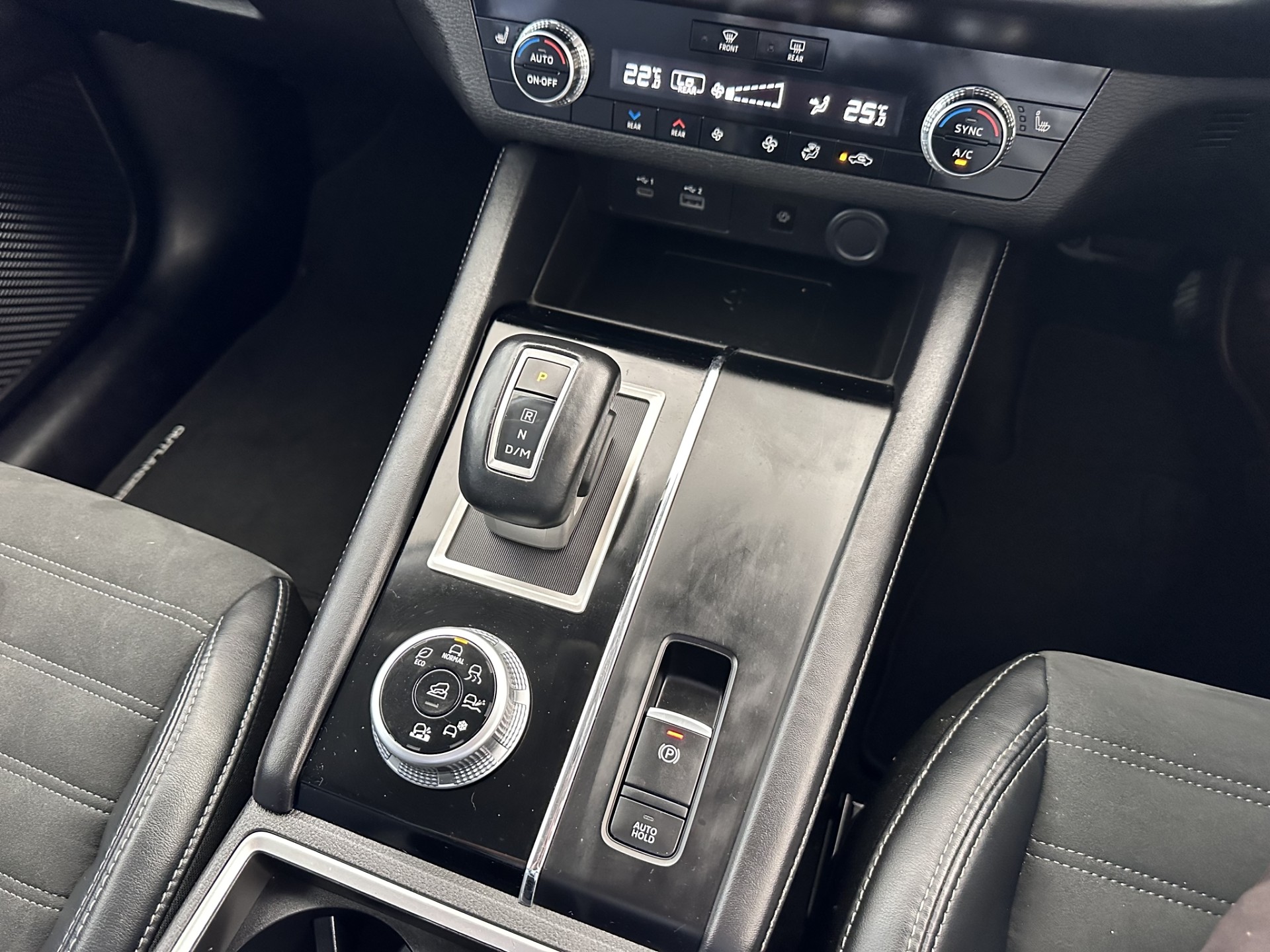 2022 Mitsubishi Outlander XLS 2.5p/4wd - Image 14