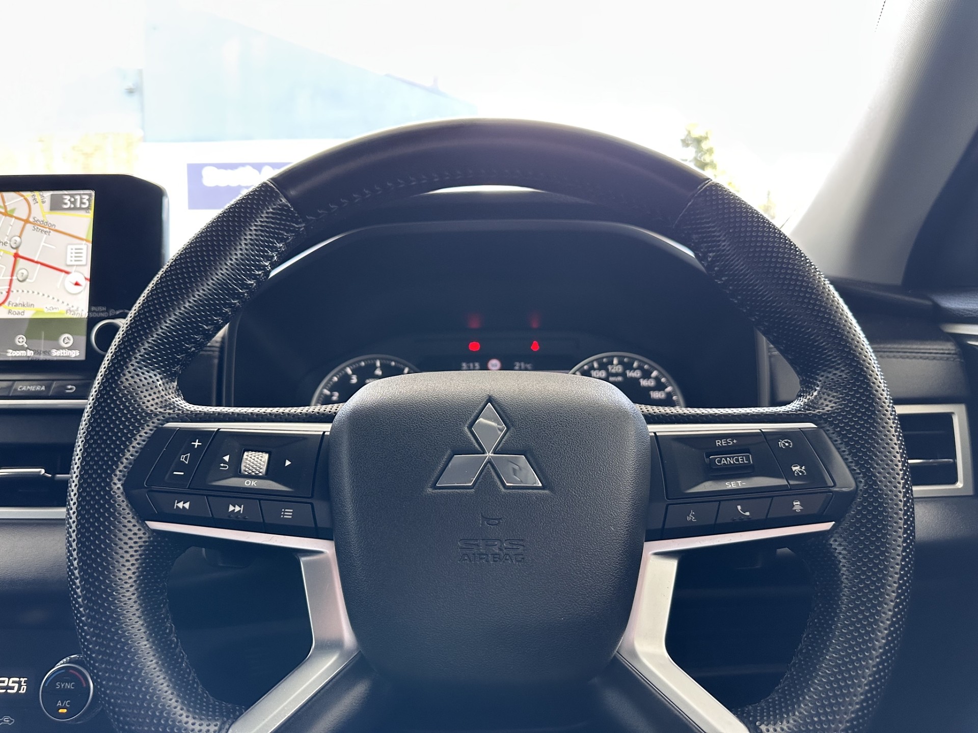 2022 Mitsubishi Outlander XLS 2.5p/4wd - Image 18