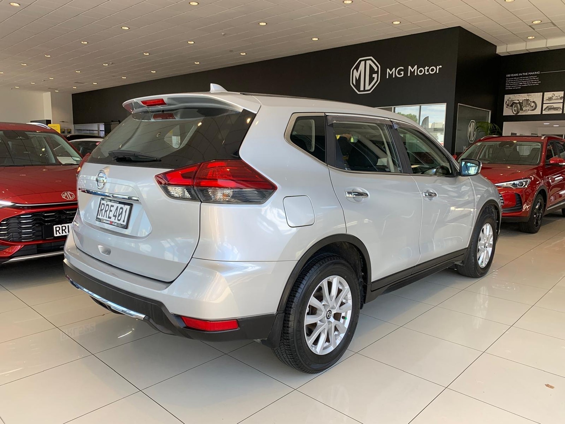 2022 Nissan X-Trail St 2.5P/4Wd/6Cvt - Image 6
