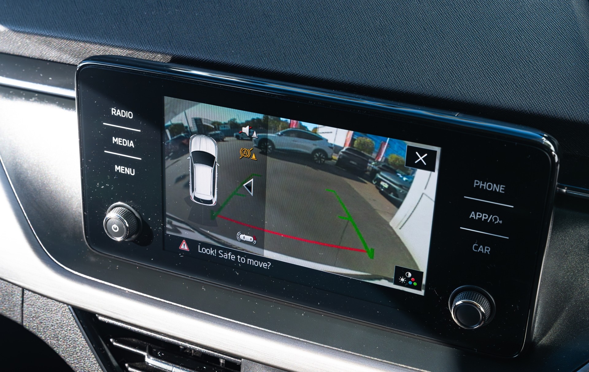 2022 Skoda Kamiq Scoutline 85Kw Petrol Turbo - Image 17