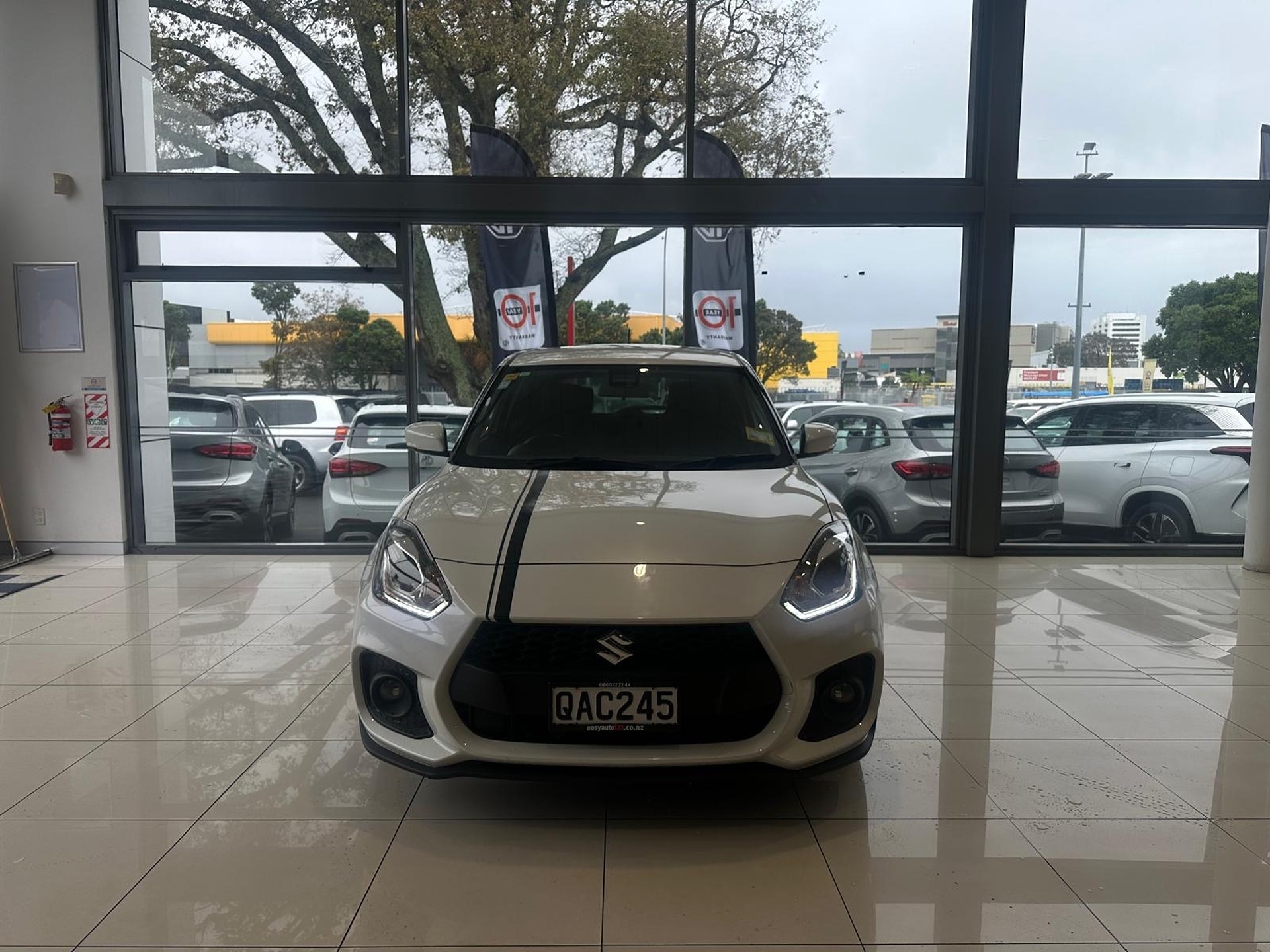 2022 Suzuki Swift Sport 1.4Pt/6Mt - Image 2