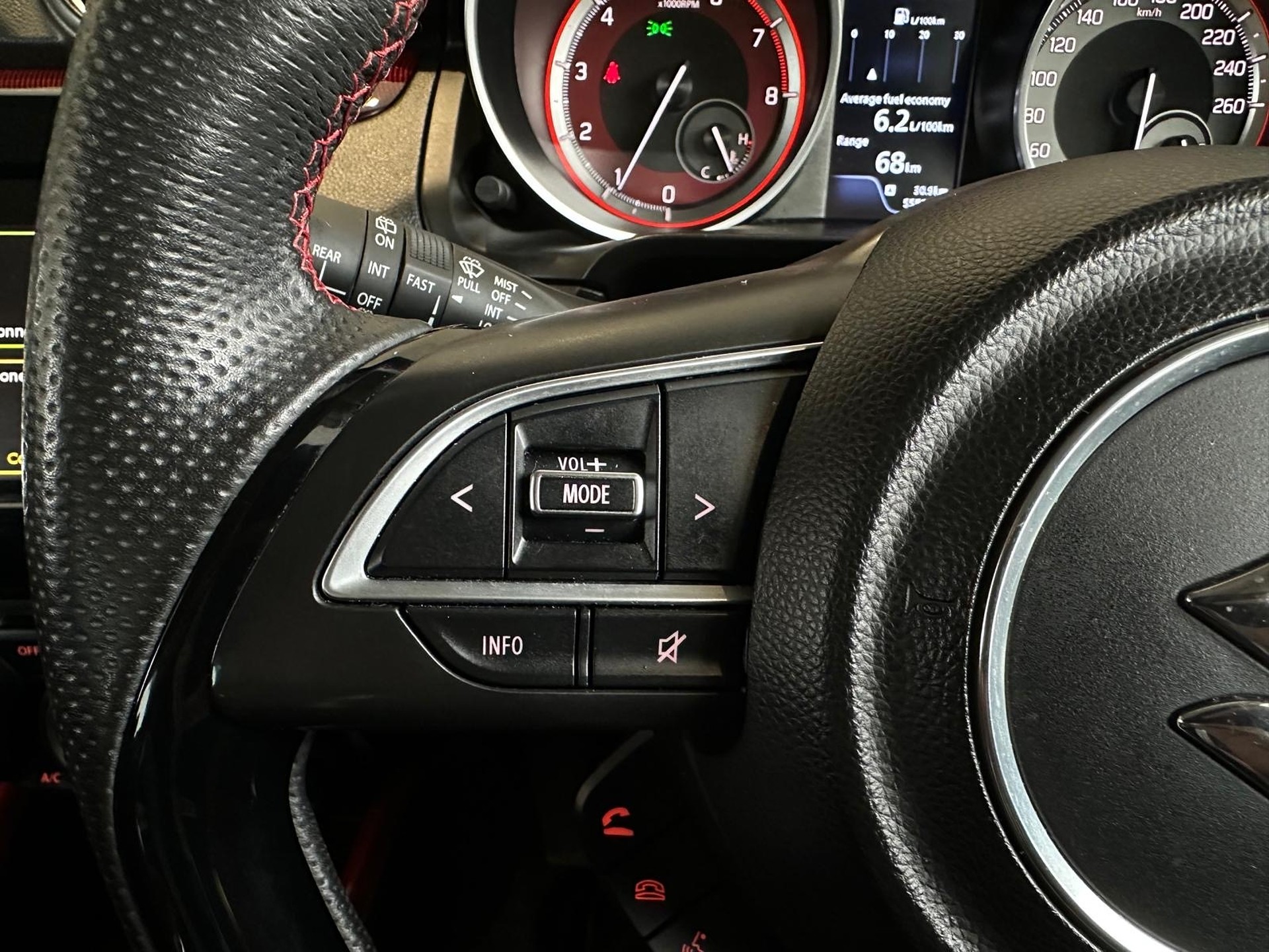 2022 Suzuki Swift Sport 1.4Pt/6Mt - Image 15