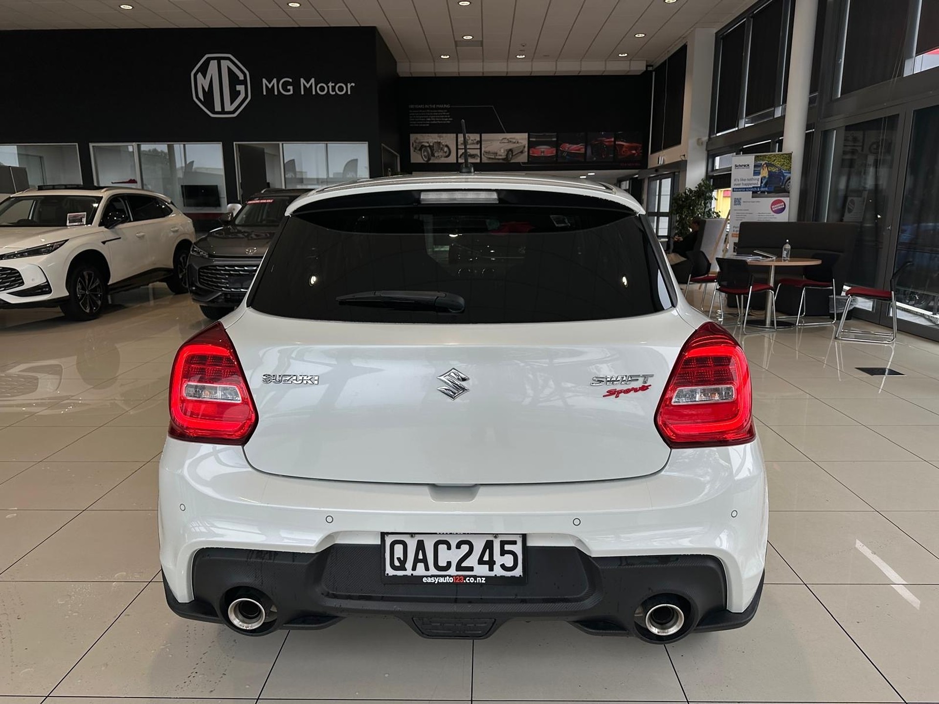 2022 Suzuki Swift Sport 1.4Pt/6Mt - Image 7