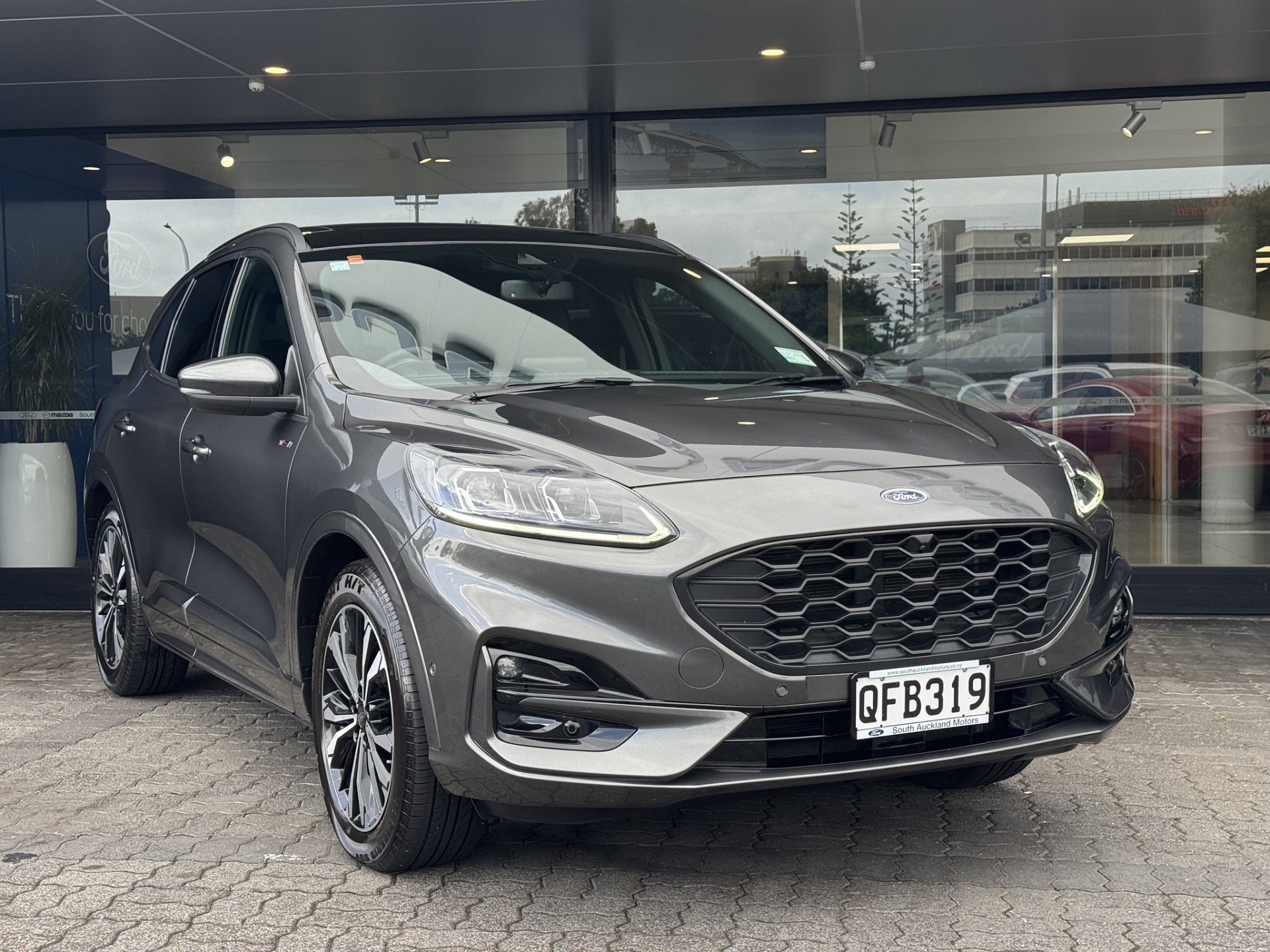 2023 Ford Escape ST-LINE X FHEV - Image 5