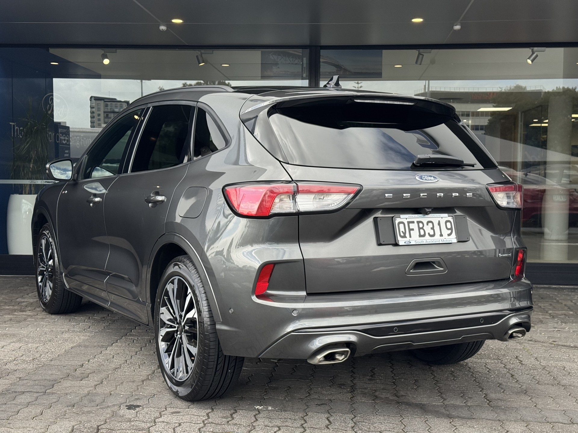 2023 Ford Escape ST-LINE X FHEV - Image 11