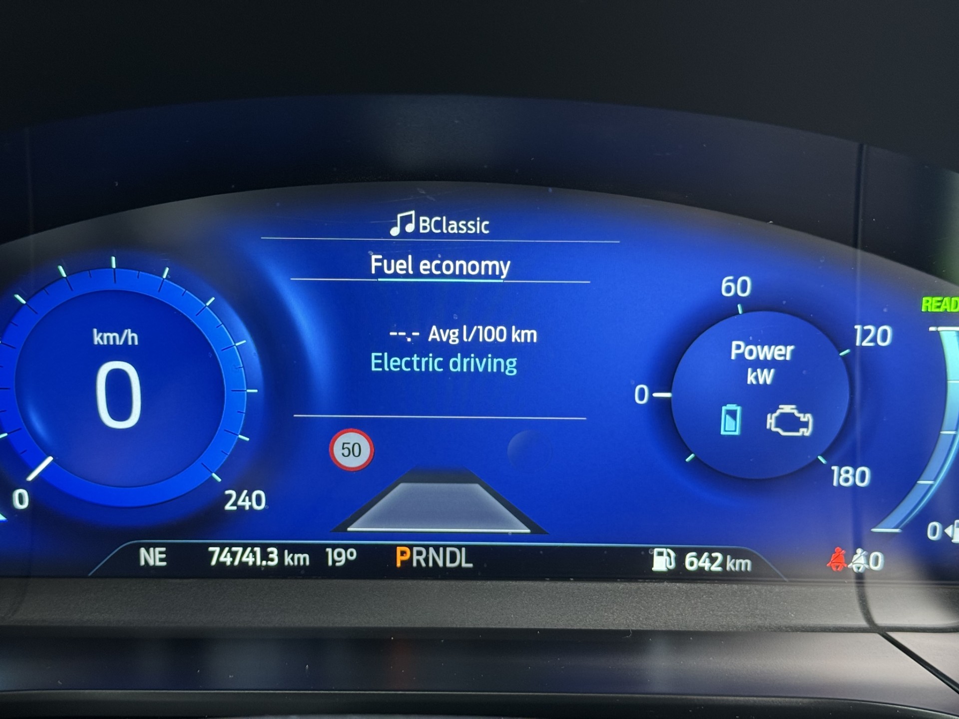 2023 Ford Escape ST-LINE X FHEV - Image 19