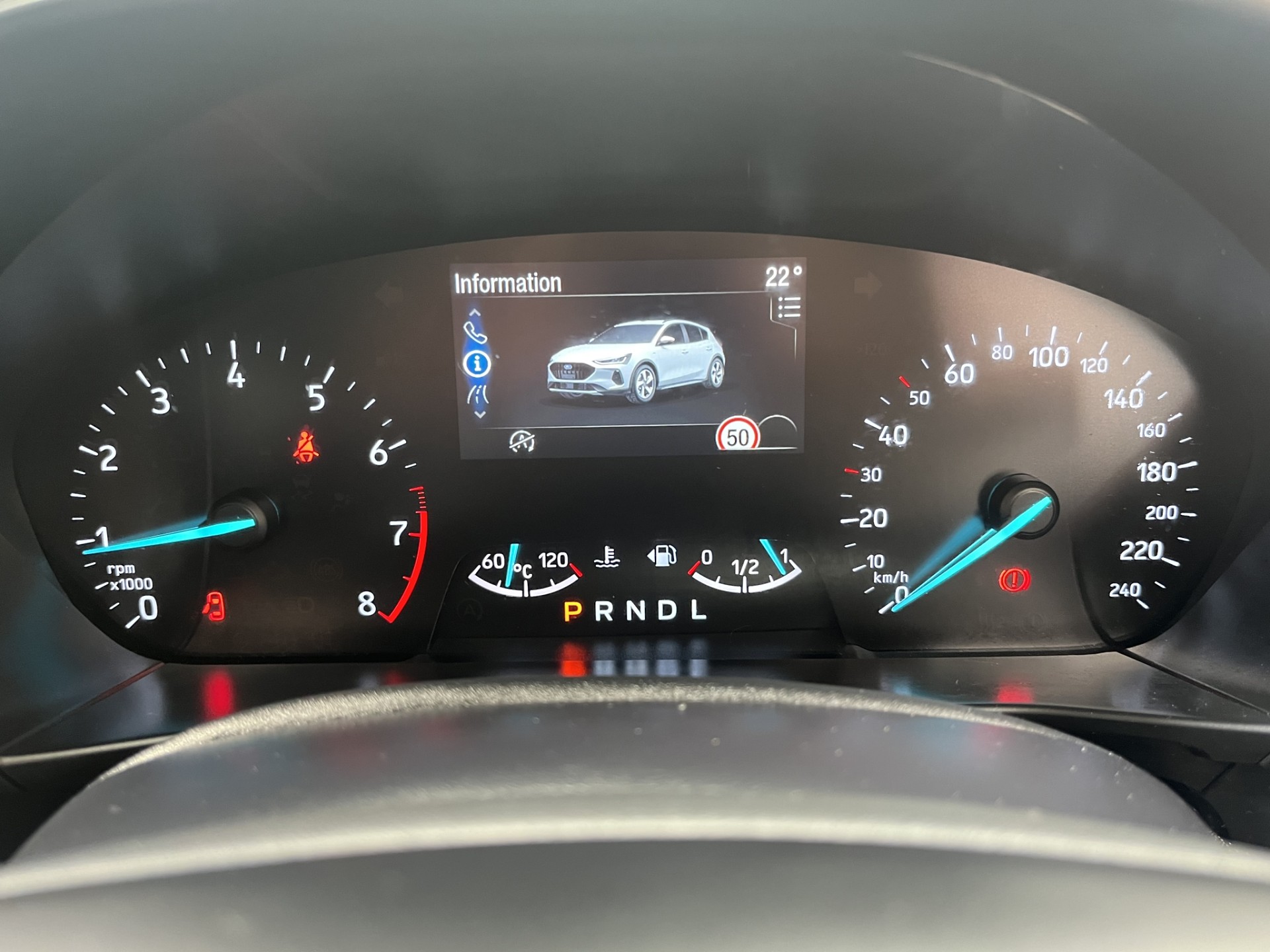 2023 Ford Focus Active Hybrid - Image 17