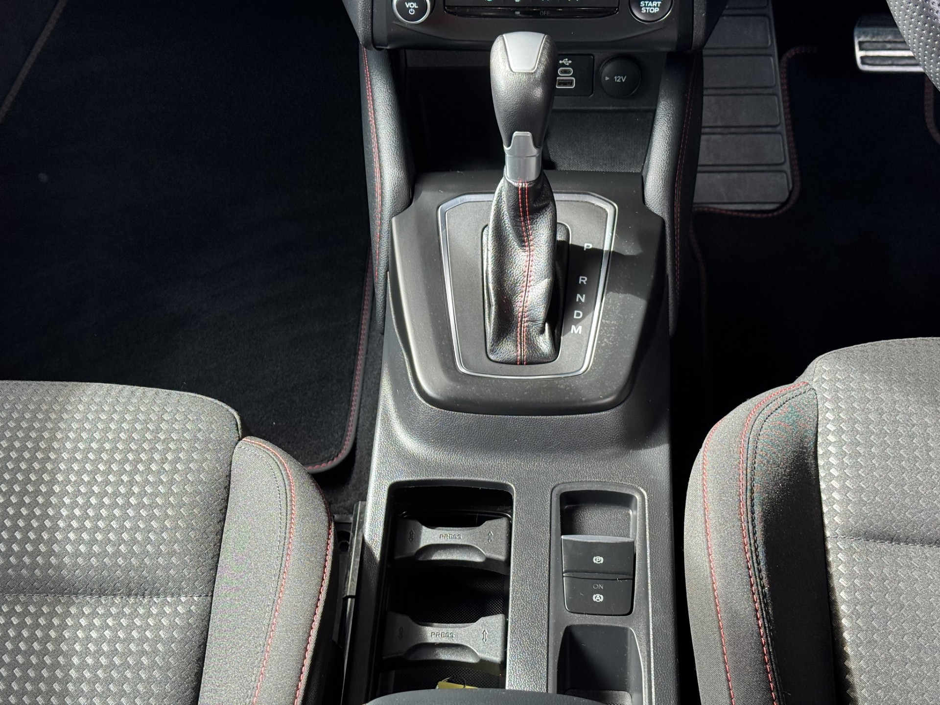 2023 Ford Focus ST-LINE X 1.0MPH - Image 18