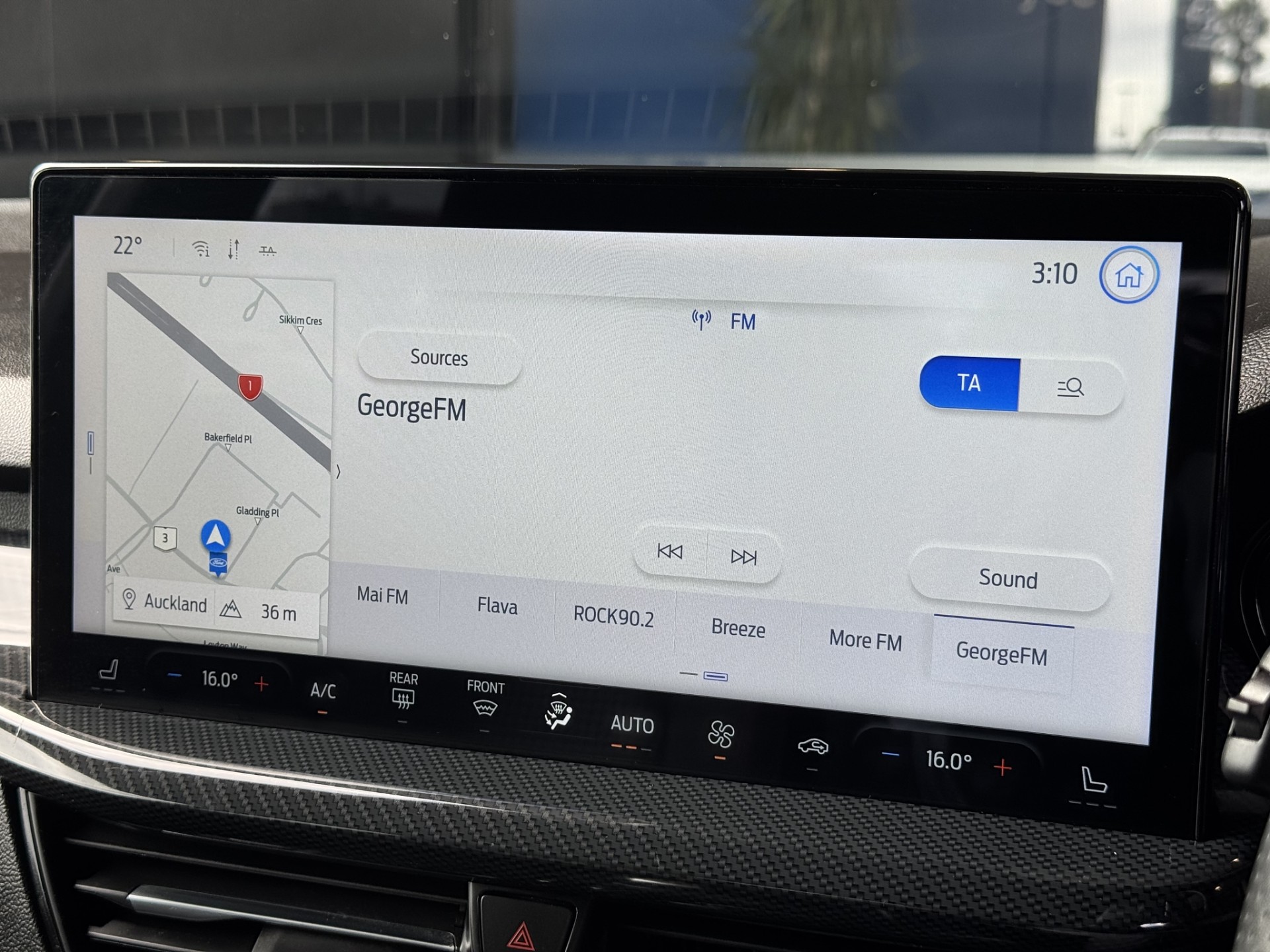 2023 Ford Focus ST-LINE X 1.0MPH - Image 14