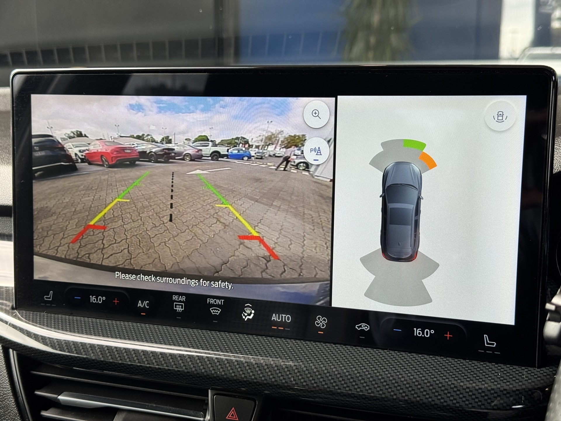 2023 Ford Focus ST-LINE X 1.0MPH - Image 16