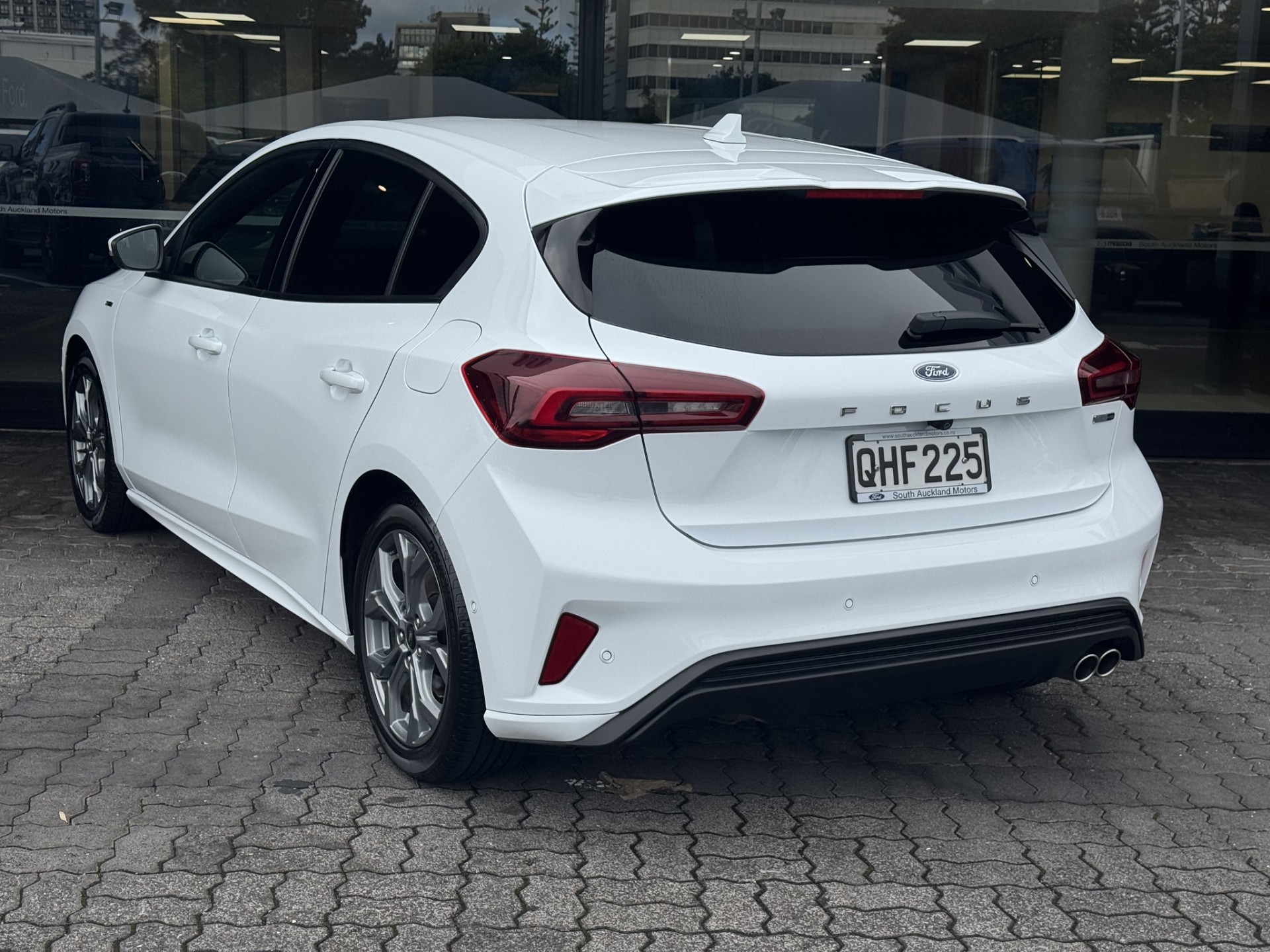 2023 Ford Focus ST-LINE X 1.0PMH - Image 11