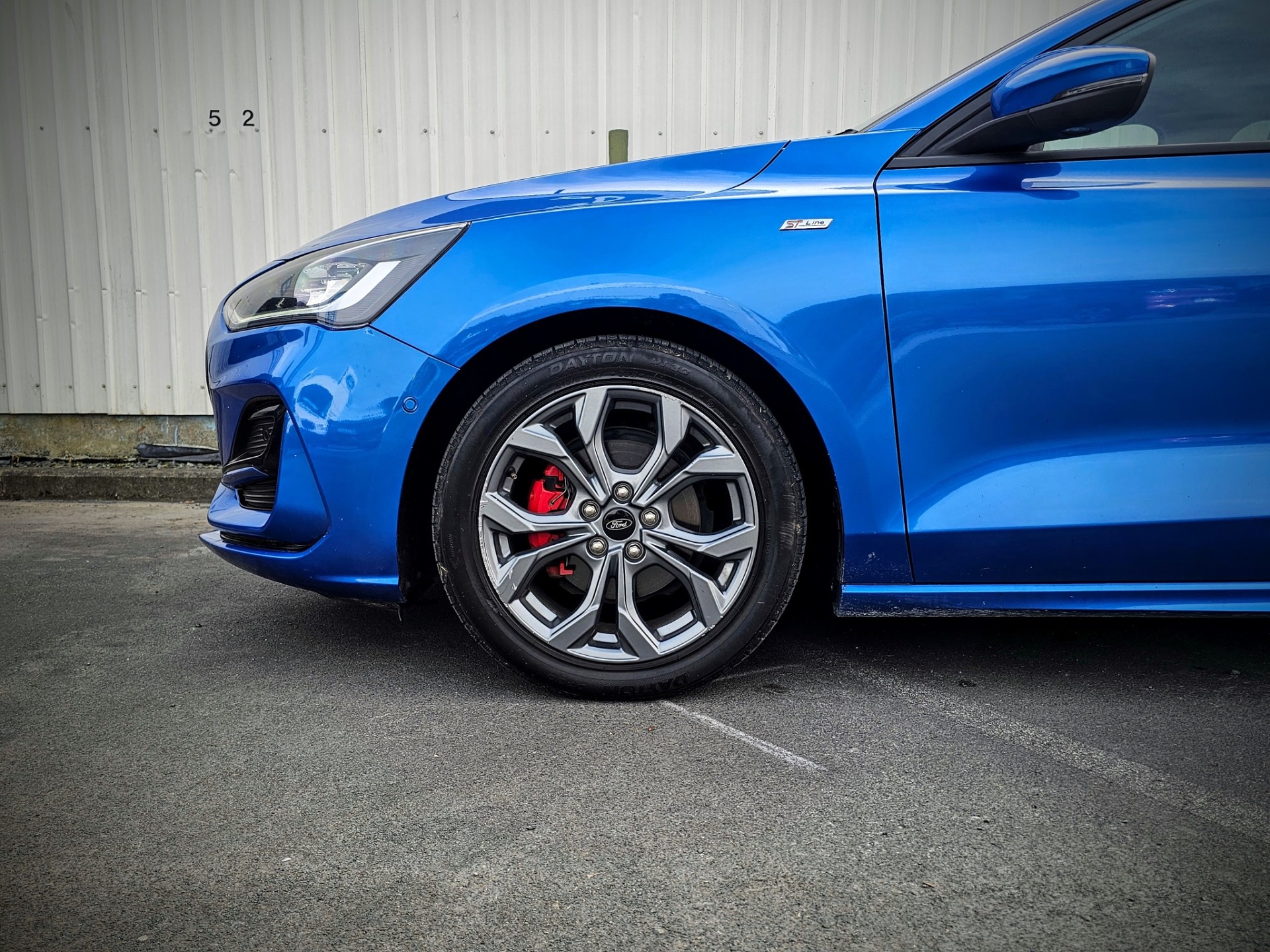 2023 Ford Focus ST-Line X Hybrid - Image 9