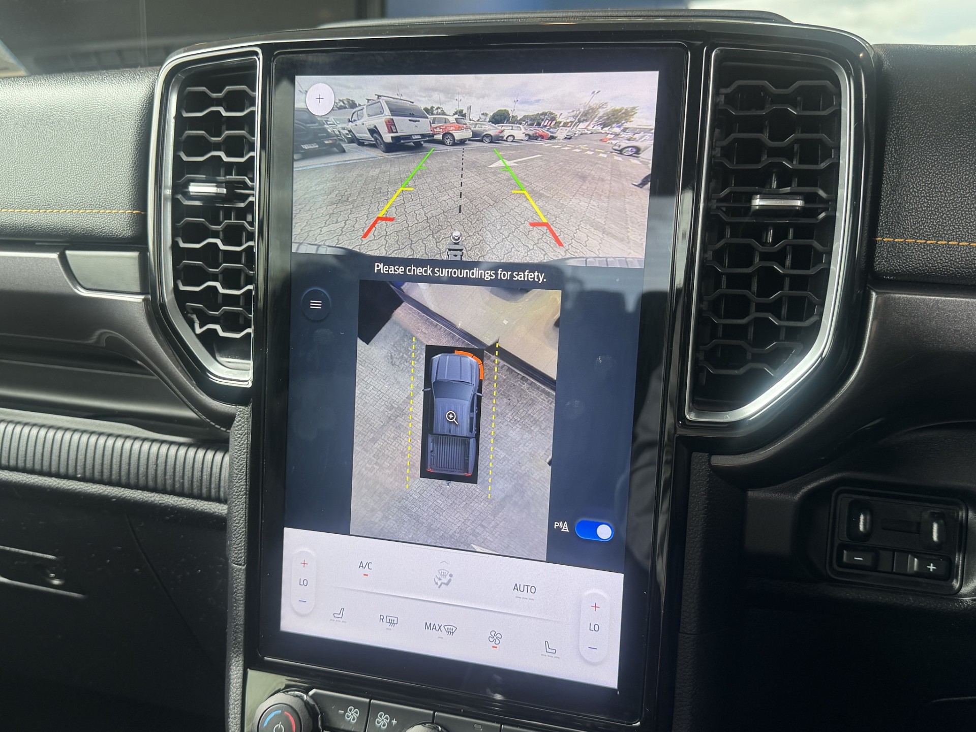 2023 Ford Ranger WILDTRAK V6 3.0D 4WD/4X4 - Image 16