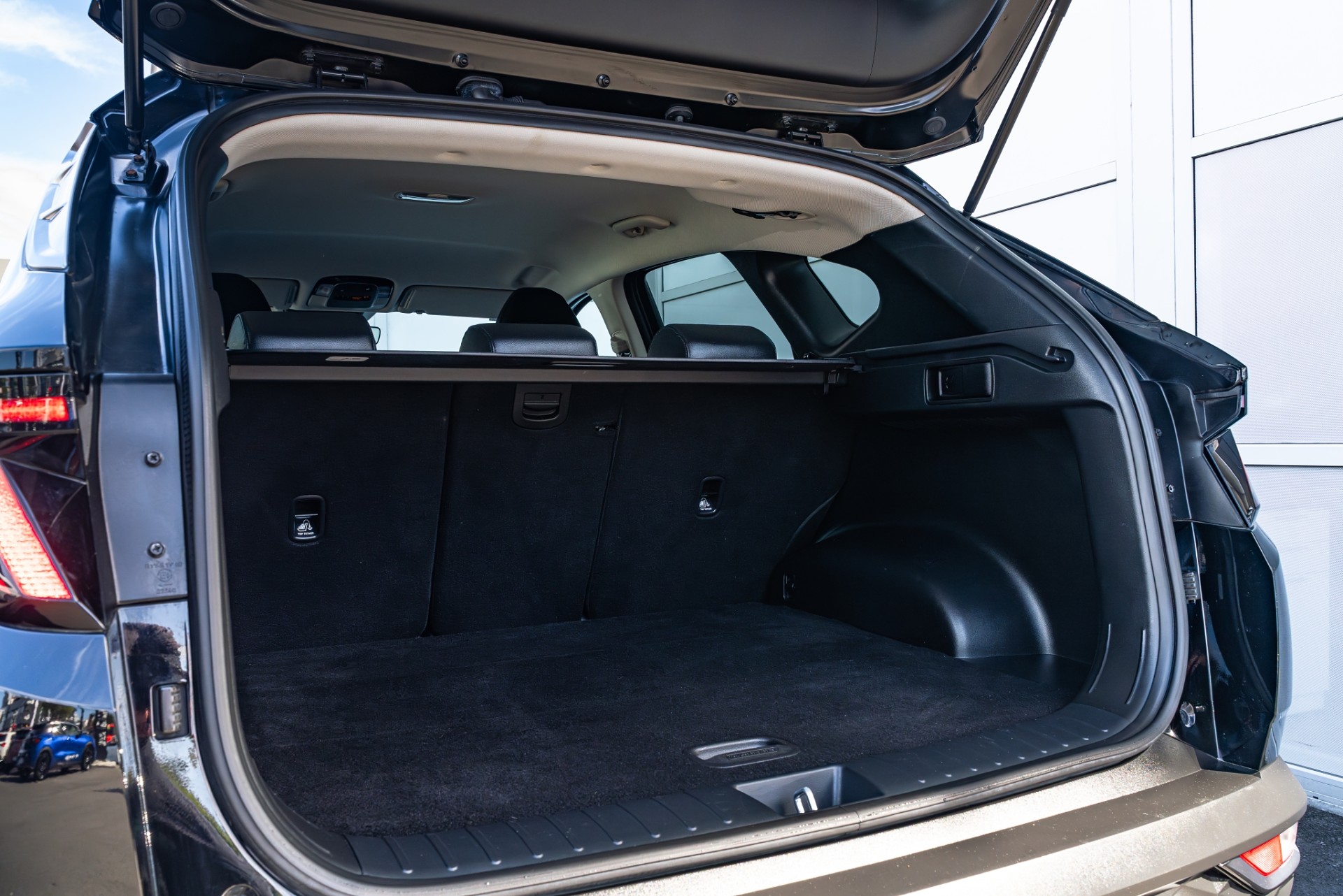 2023 Hyundai Tucson Elite 100kW Turbo Diesel AWD - Image 11