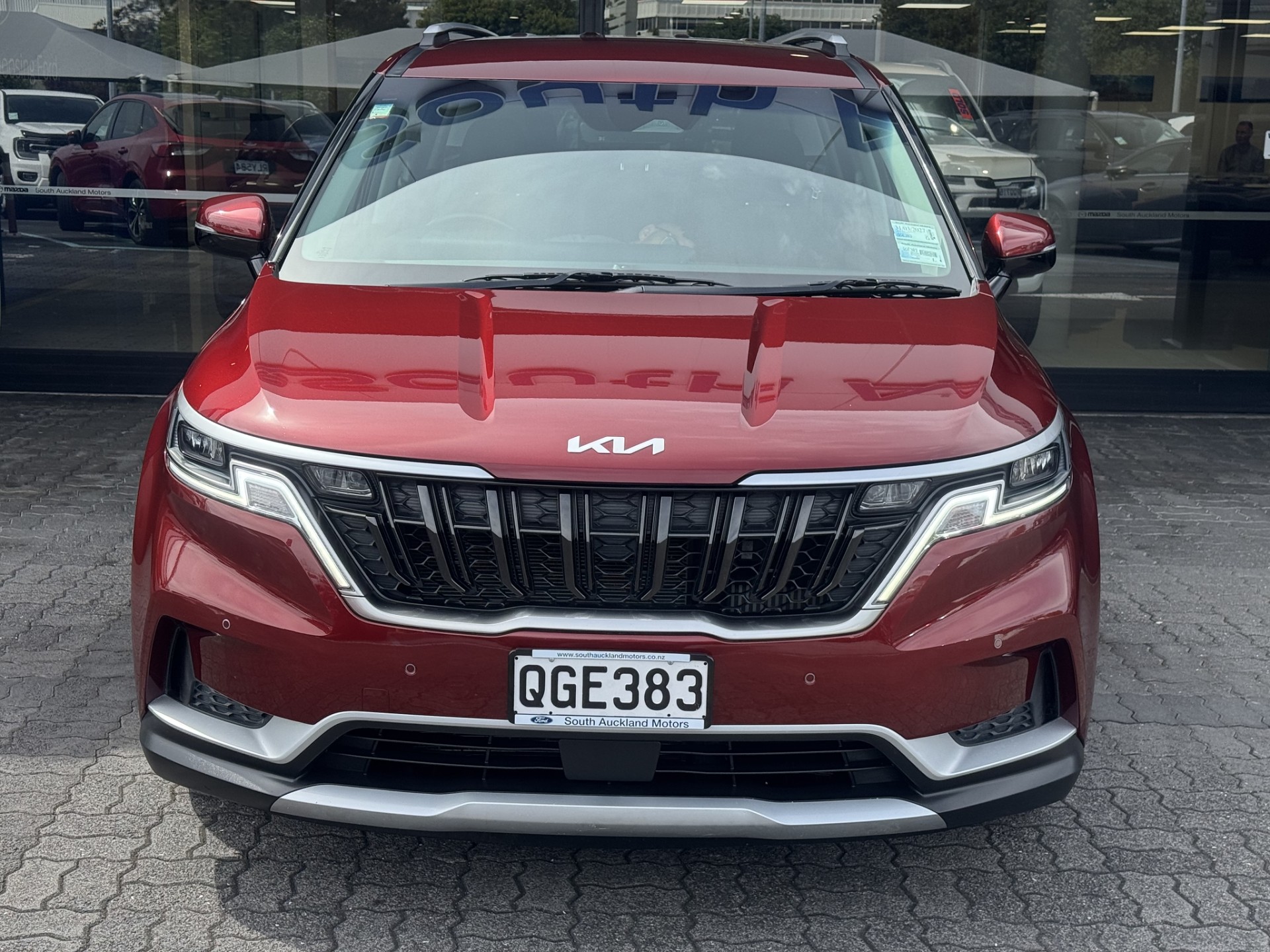 2023 Kia Carnival EX 2.2d - Image 2