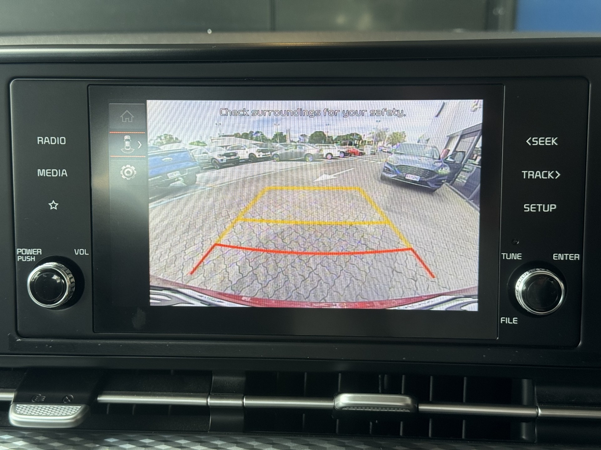 2023 Kia Carnival EX 2.2d - Image 15