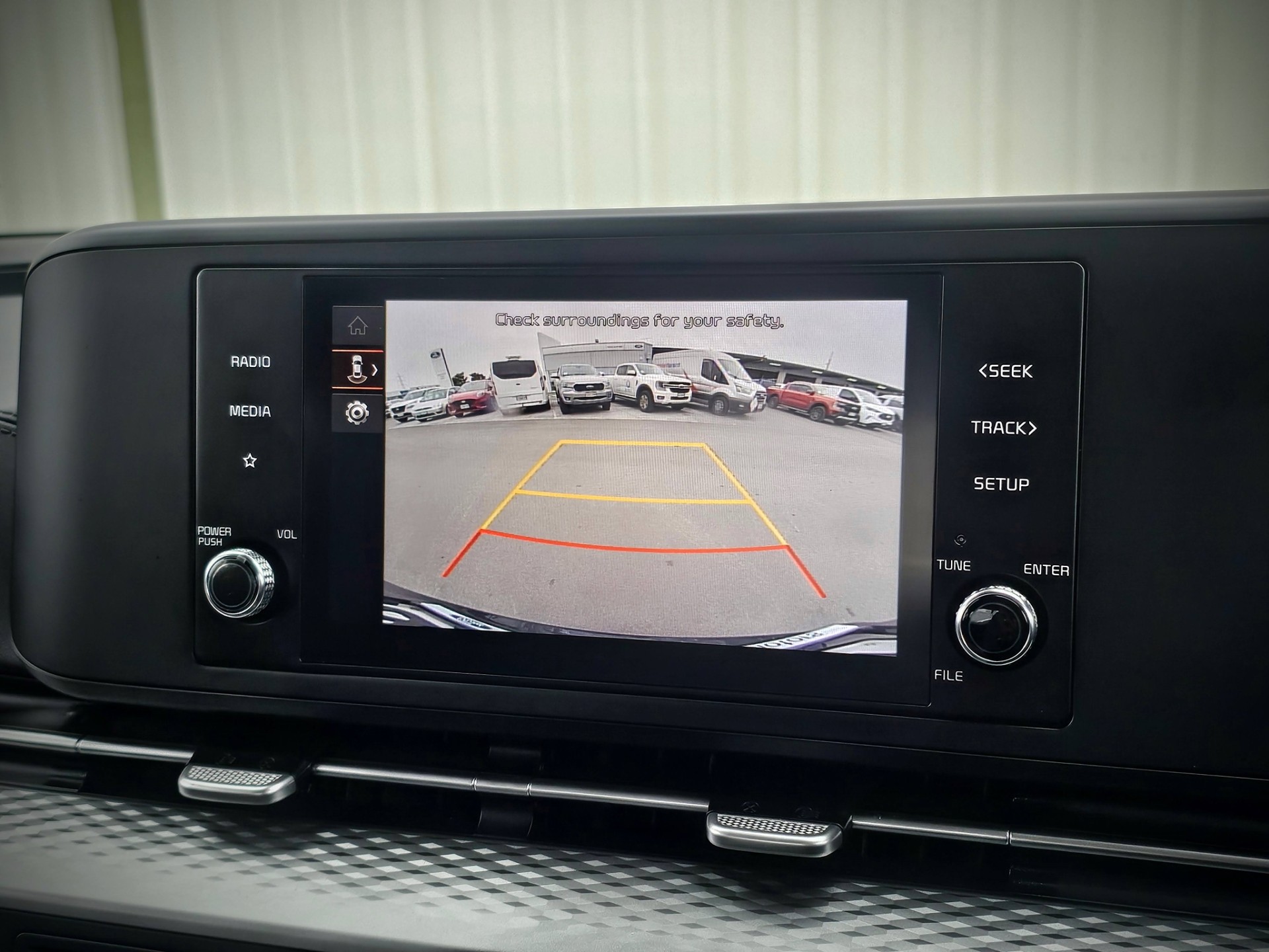 2023 Kia Carnival Ex 2.2Dt/8At 8-Seater - Image 21