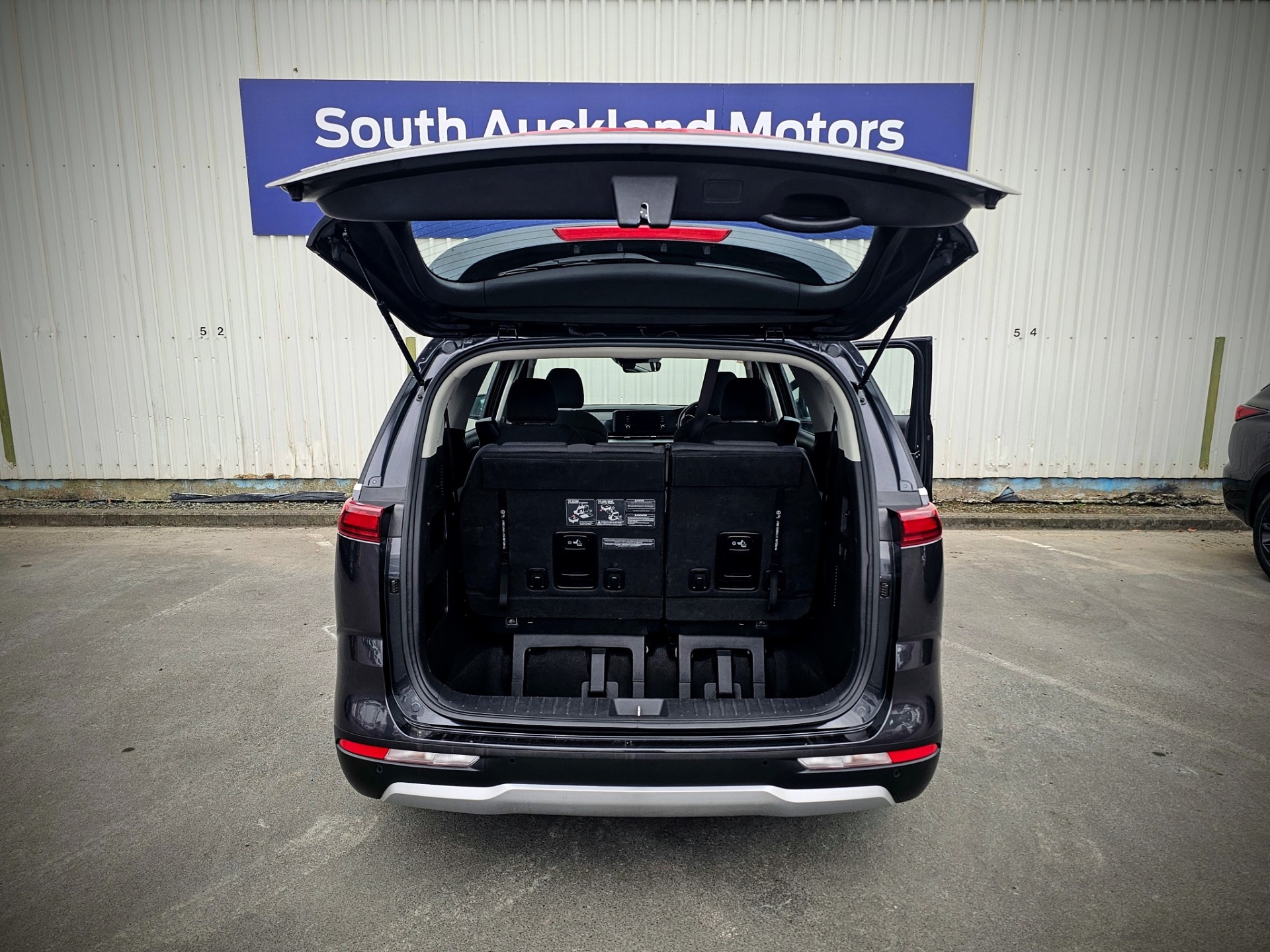 2023 Kia Carnival Ex 2.2Dt/8At 8-Seater - Image 10