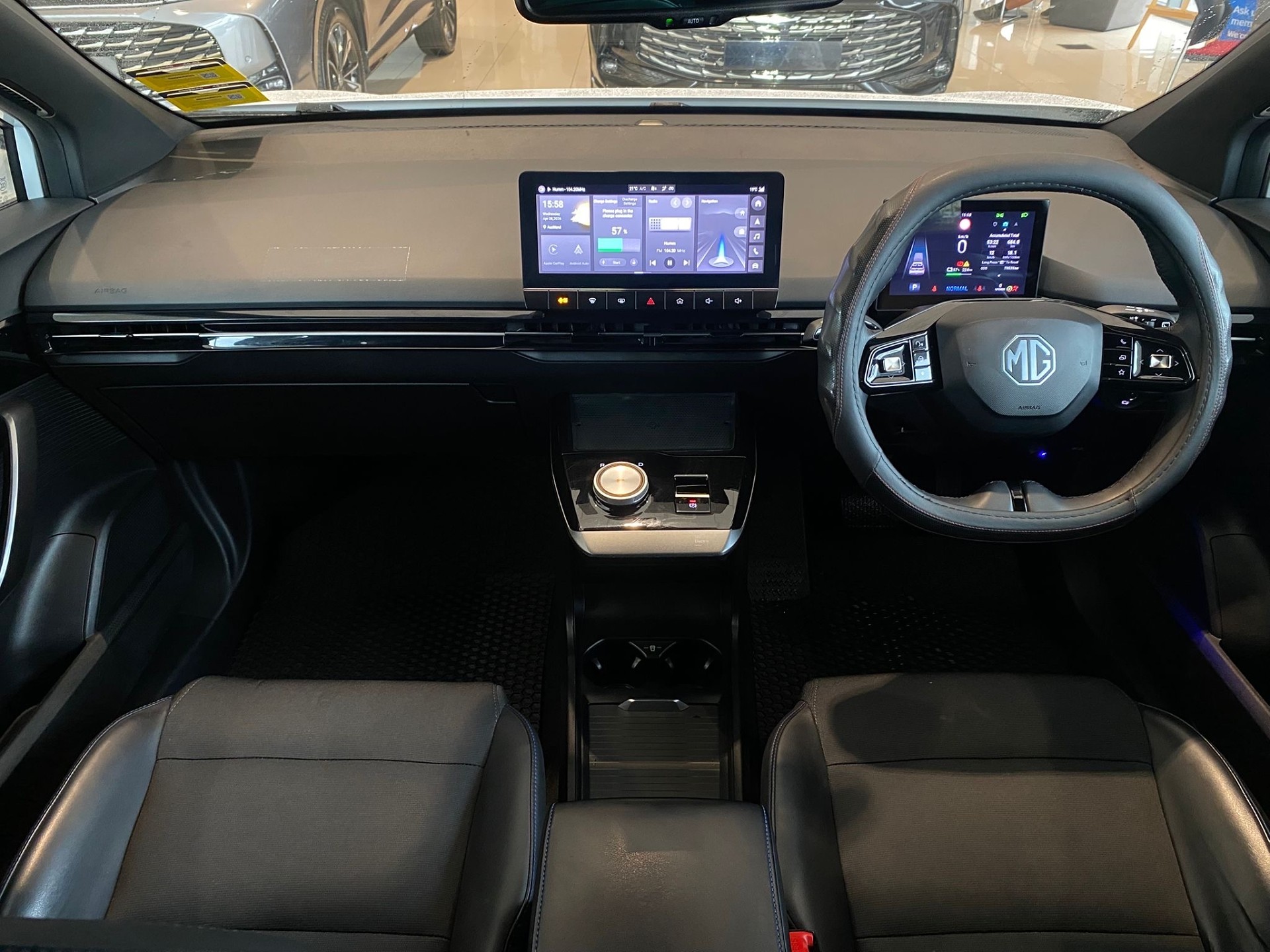 2023 MG MG4 Essence 64Kwh/Ev - Image 10