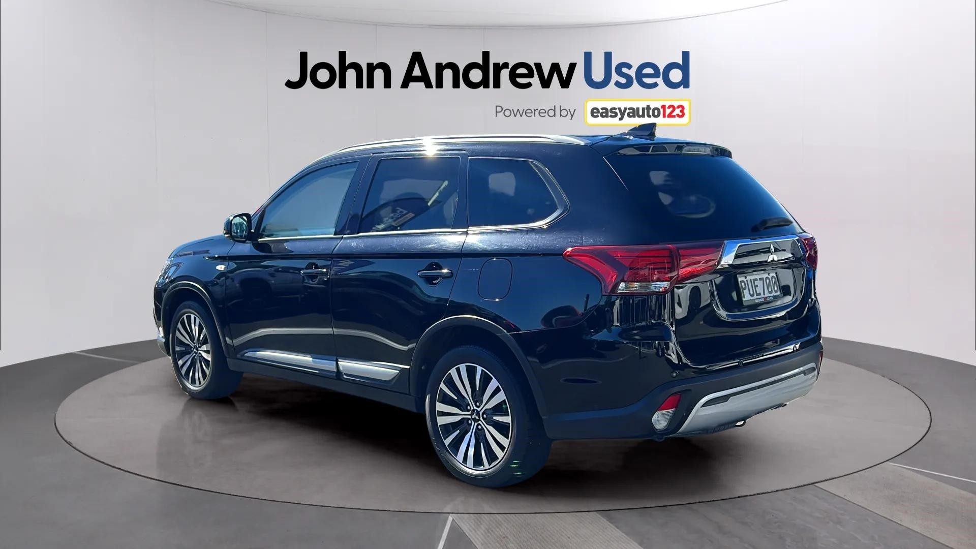 2023 Mitsubishi Outlander Ls 2.4P/Cvt - Image 6