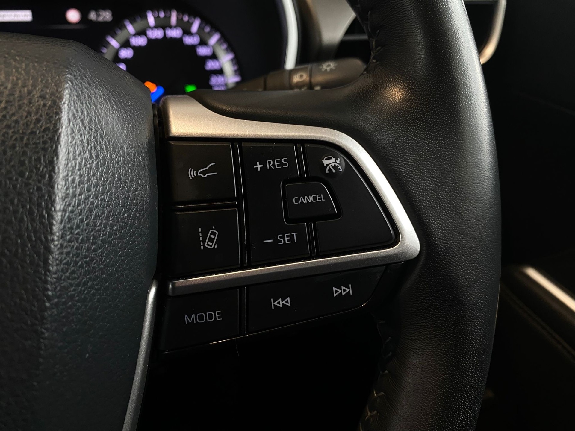 2023 Toyota Highlander Gxl 2.5Ph/4Wd/Hd - Image 16