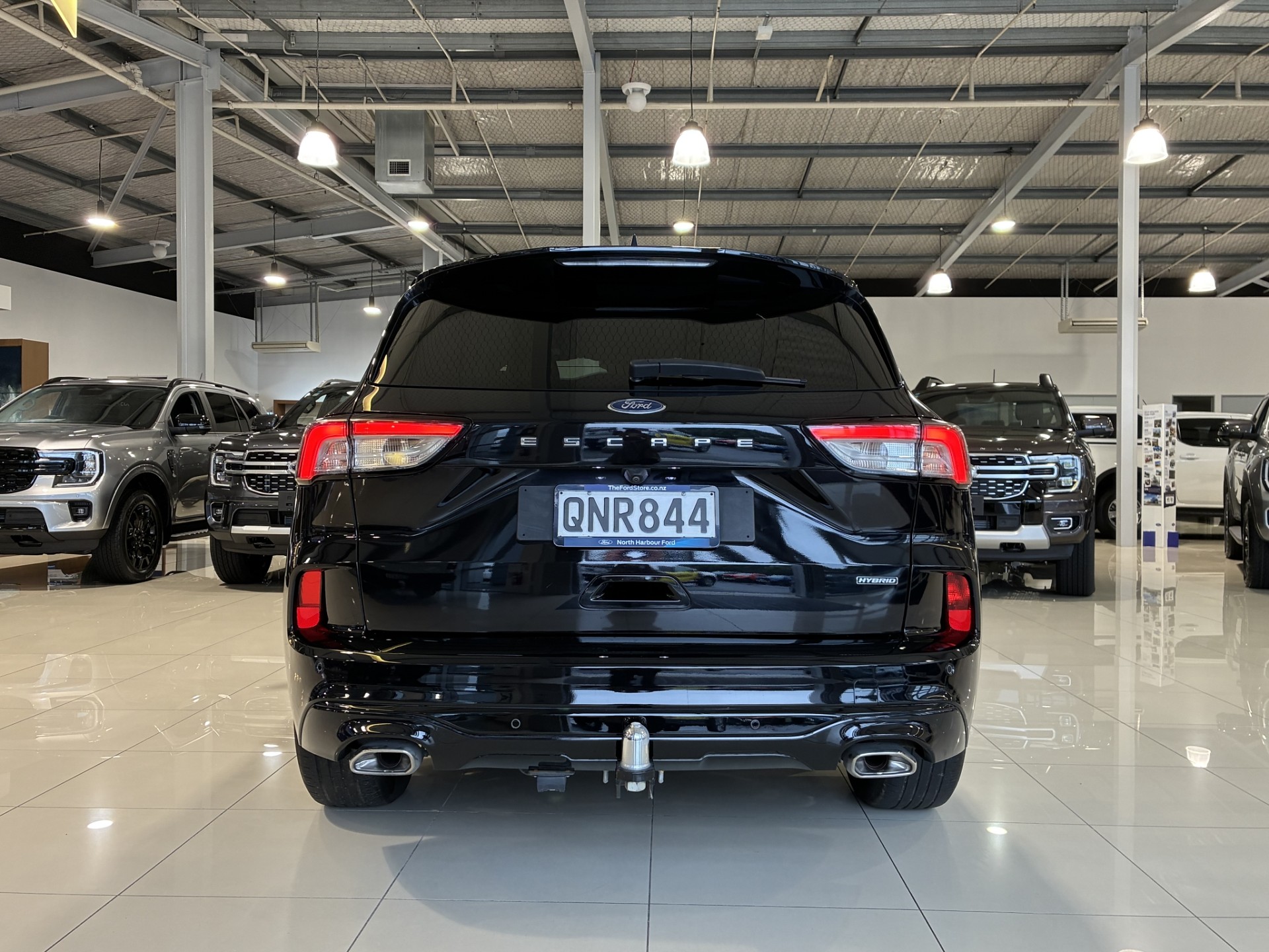 2024 Ford Escape St-Line Fhev 2.5Ph - Image 9