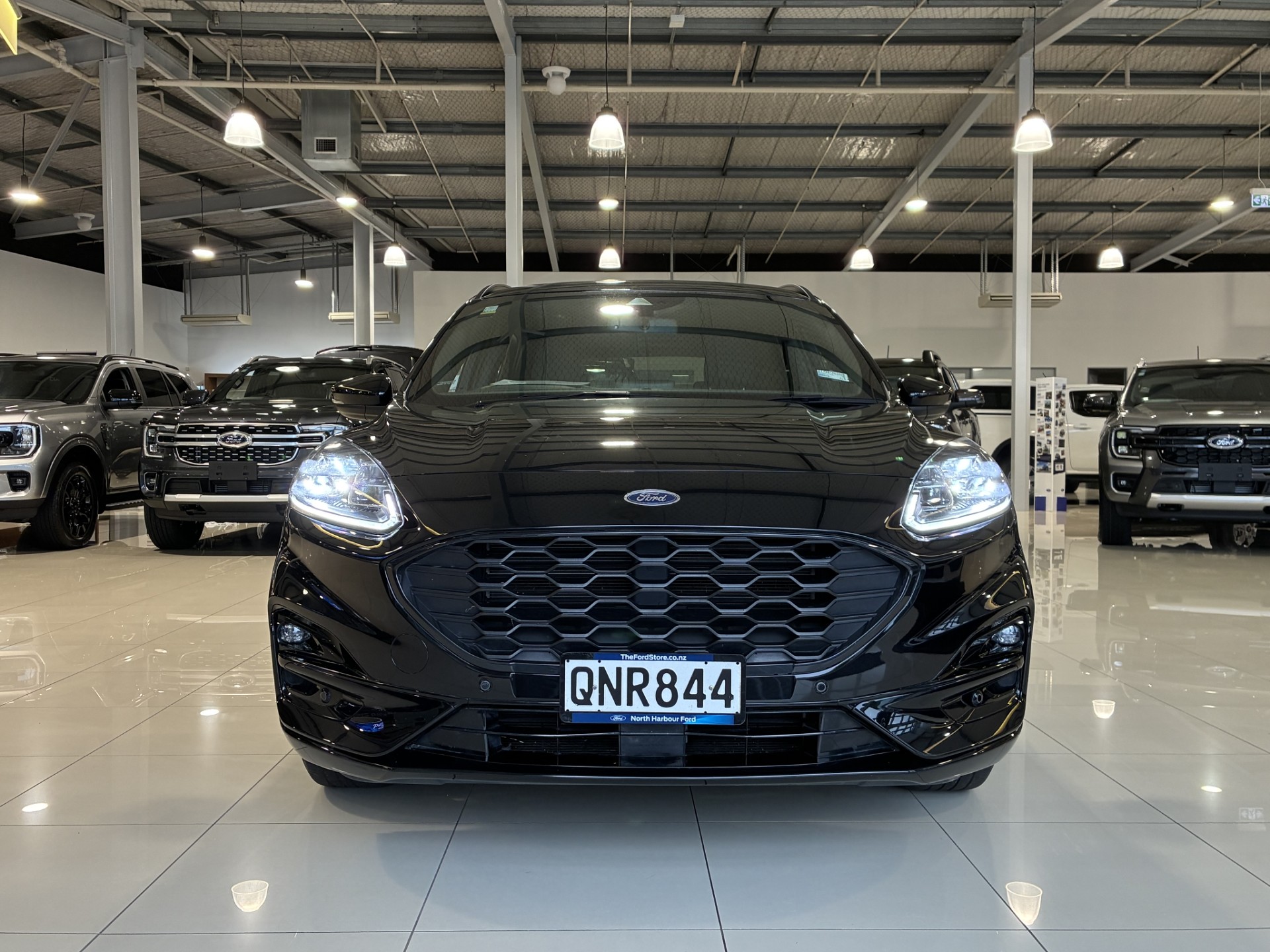 2024 Ford Escape St-Line Fhev 2.5Ph - Image 3