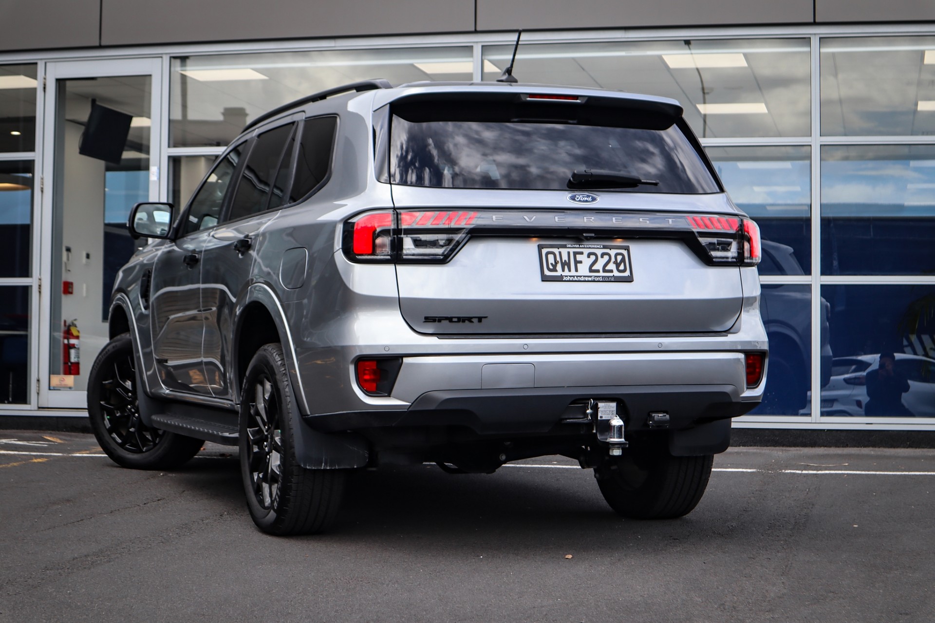 2024 Ford Everest Sport 2.0D/4Wd/10At - Image 8