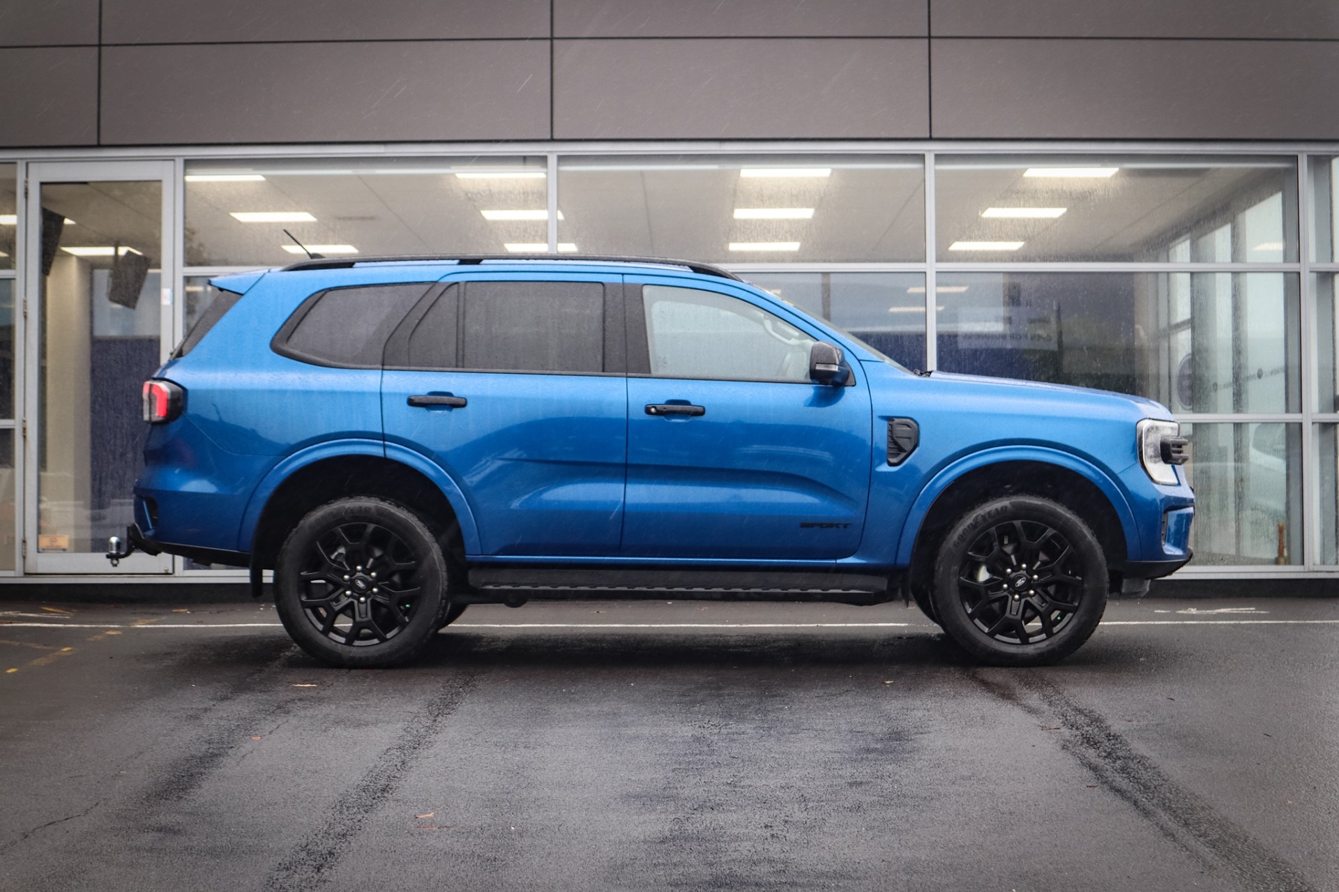 2024 Ford Everest Sport 2.0D/4Wd/10At - Image 2