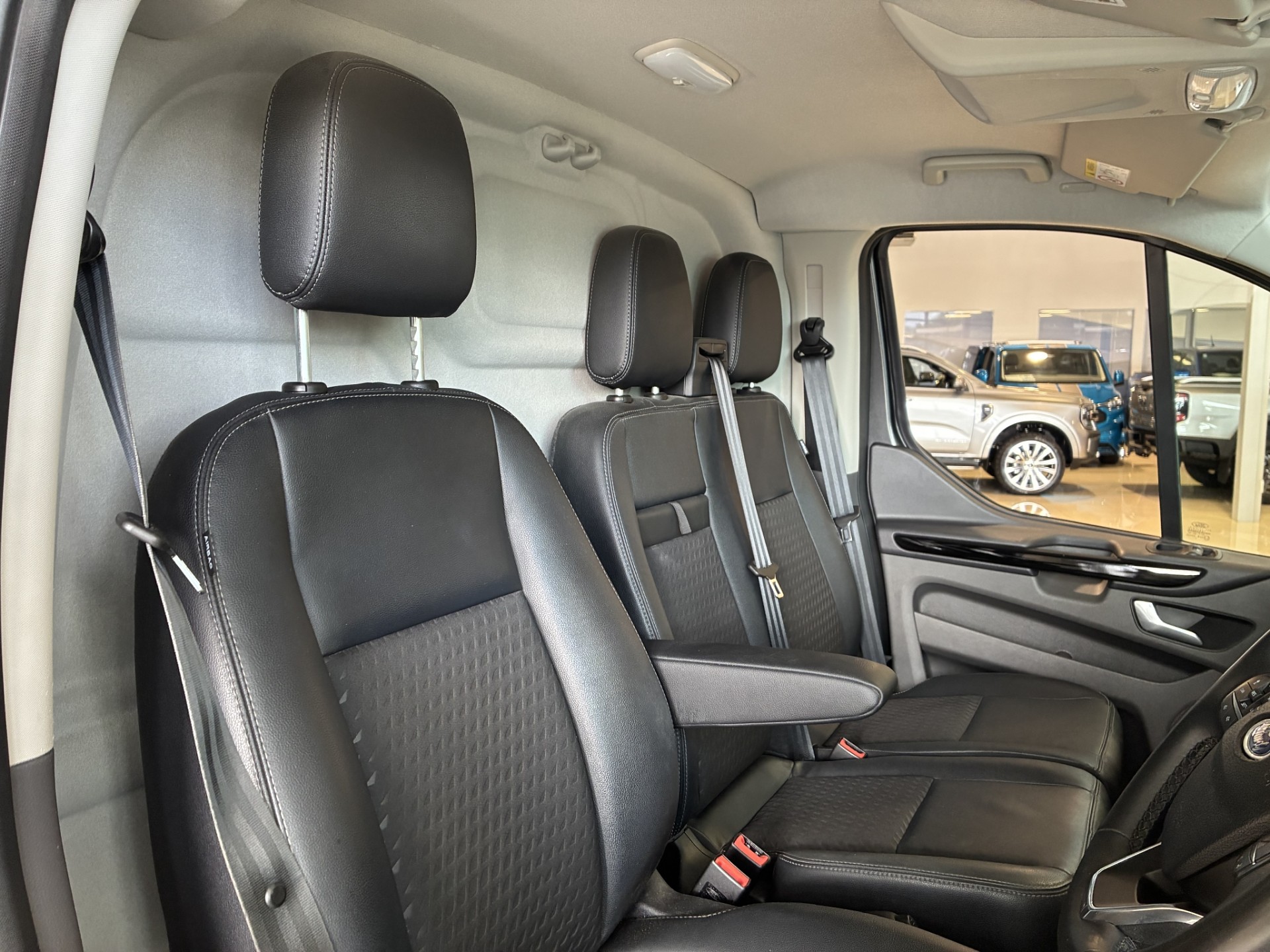 2024 Ford Transit Custom Swb Sport 2.0 - Image 9