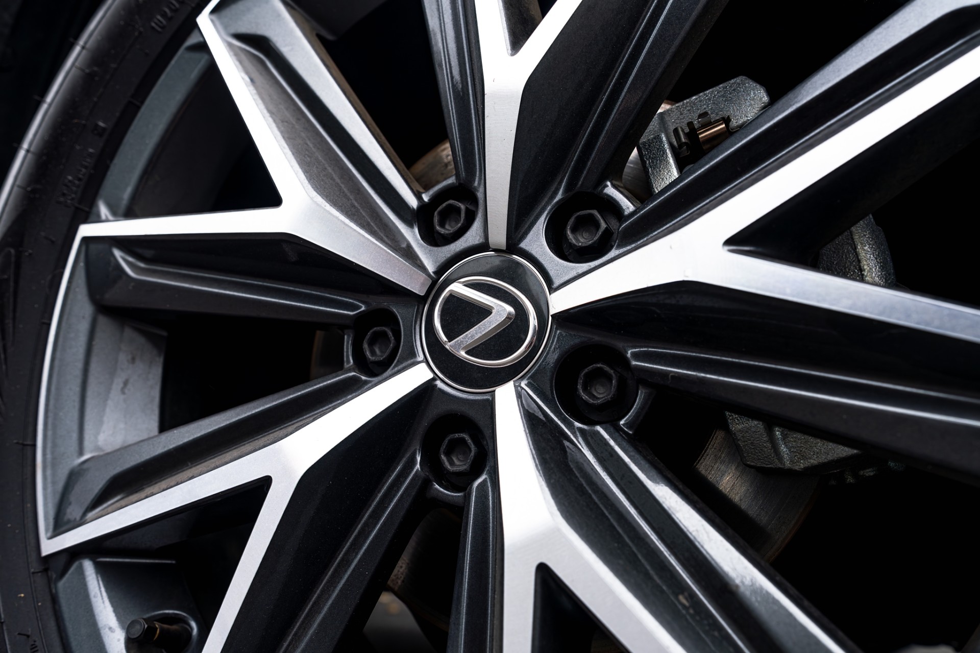 2024 Lexus LBX Active 110kW Hybrid Auto - Image 6