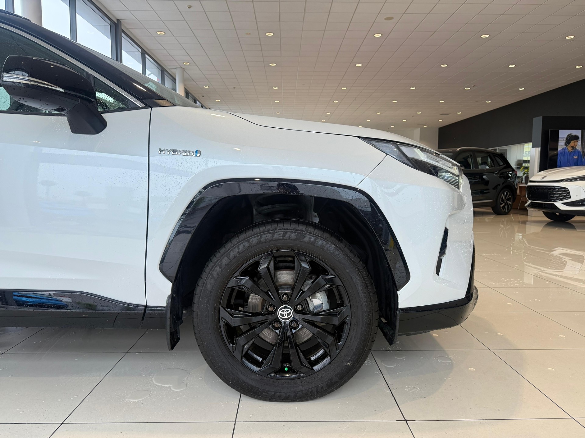 2024 Toyota RAV4 Xse 2.5Ph/4Wd/Hd - Image 5